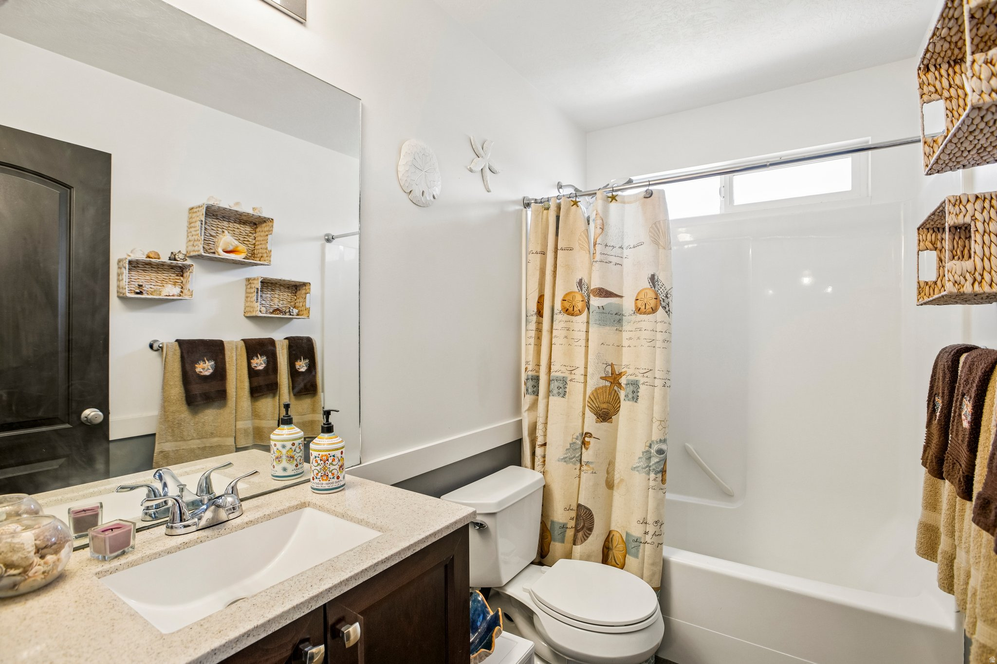 FREEMONT SPRINGS - Residential