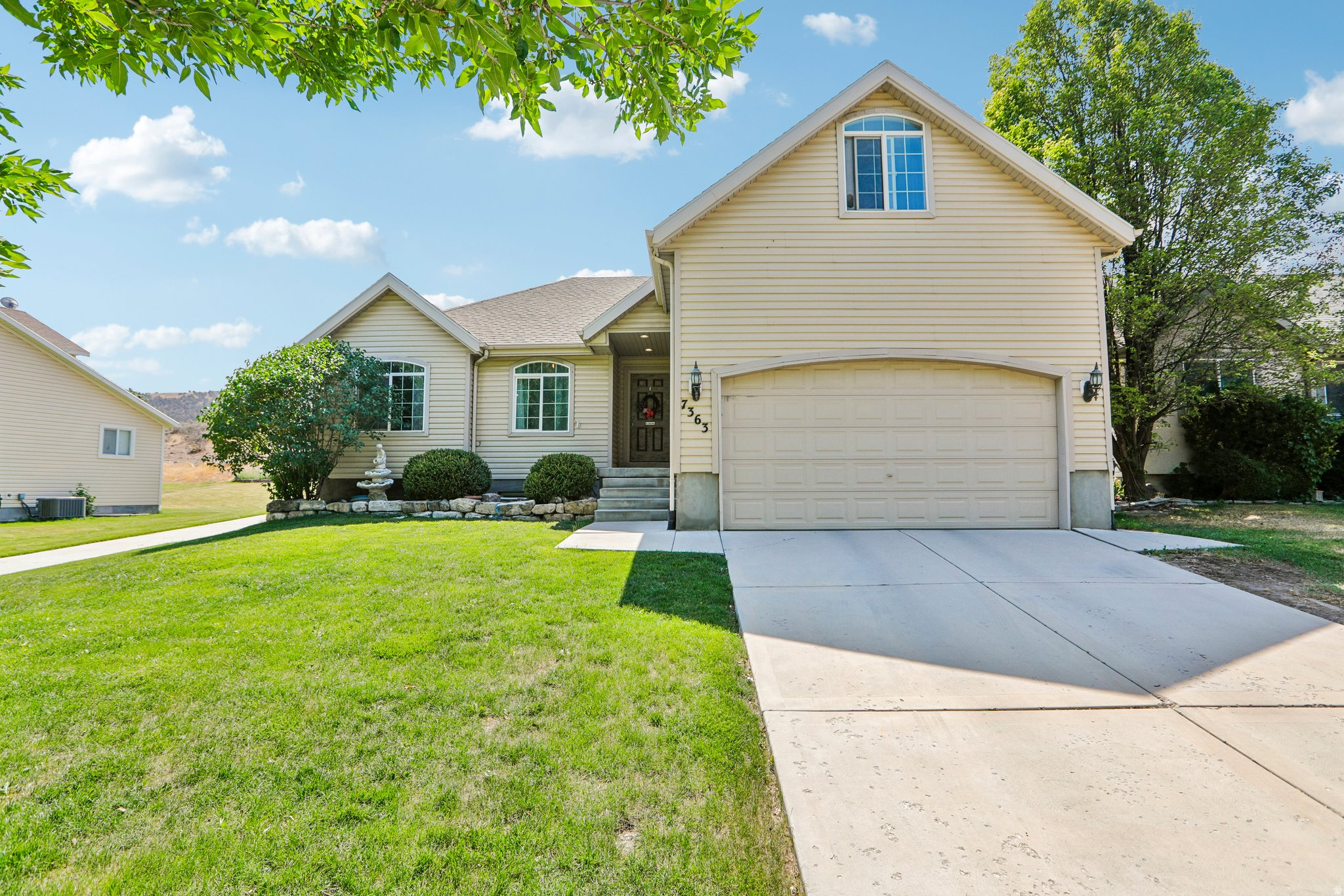 FREEMONT SPRINGS - Residential