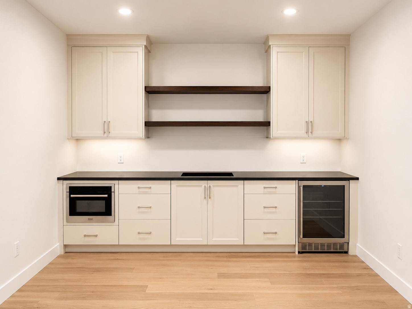 EASTRIDGE ESTATES - Residential