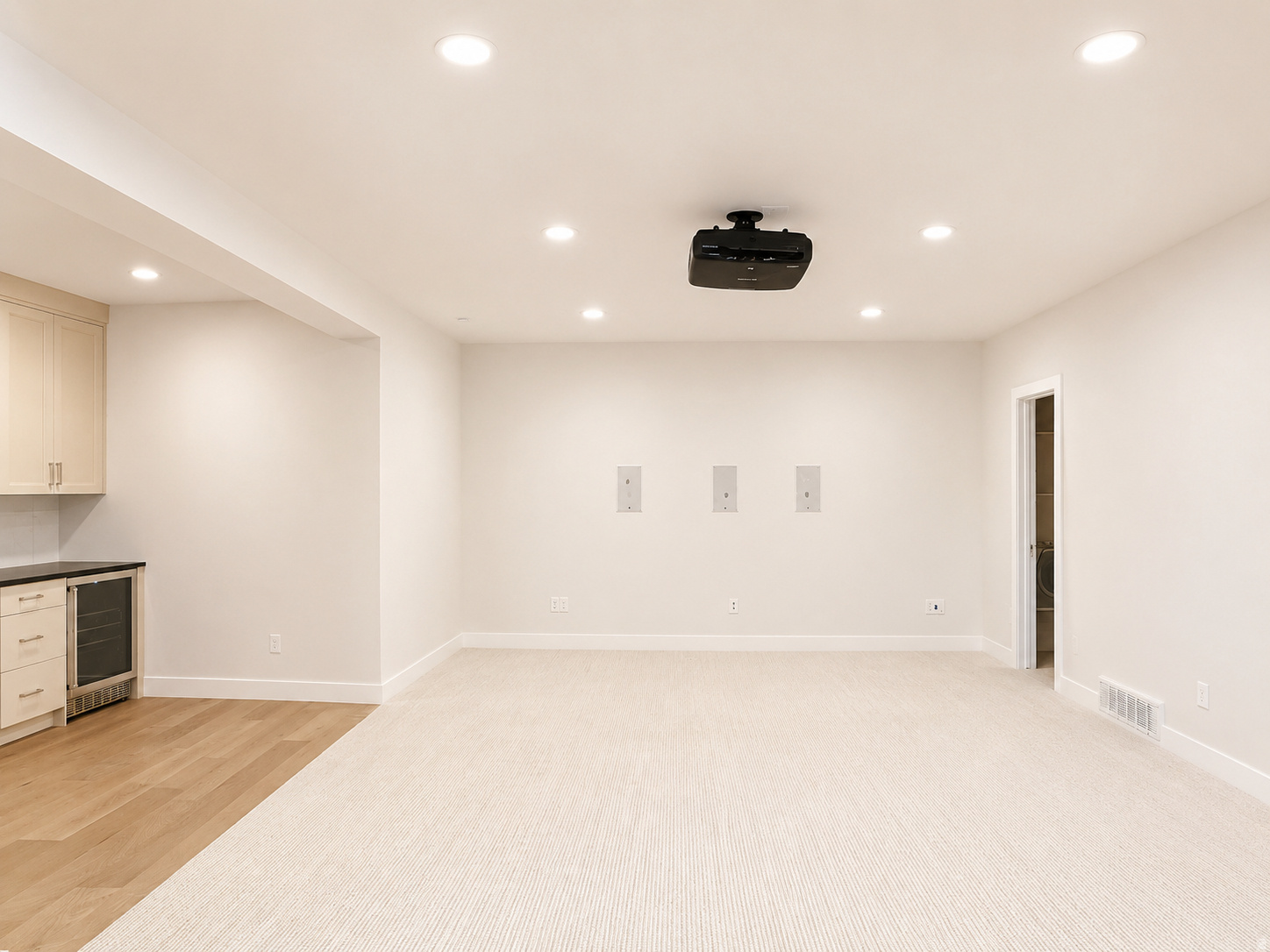 EASTRIDGE ESTATES - Residential