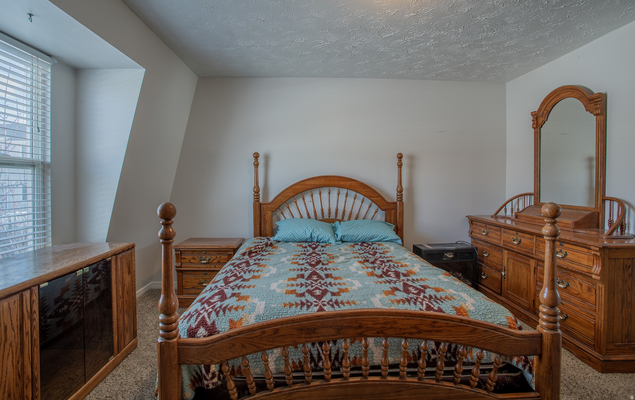 MEADOWBROOK - Residential
