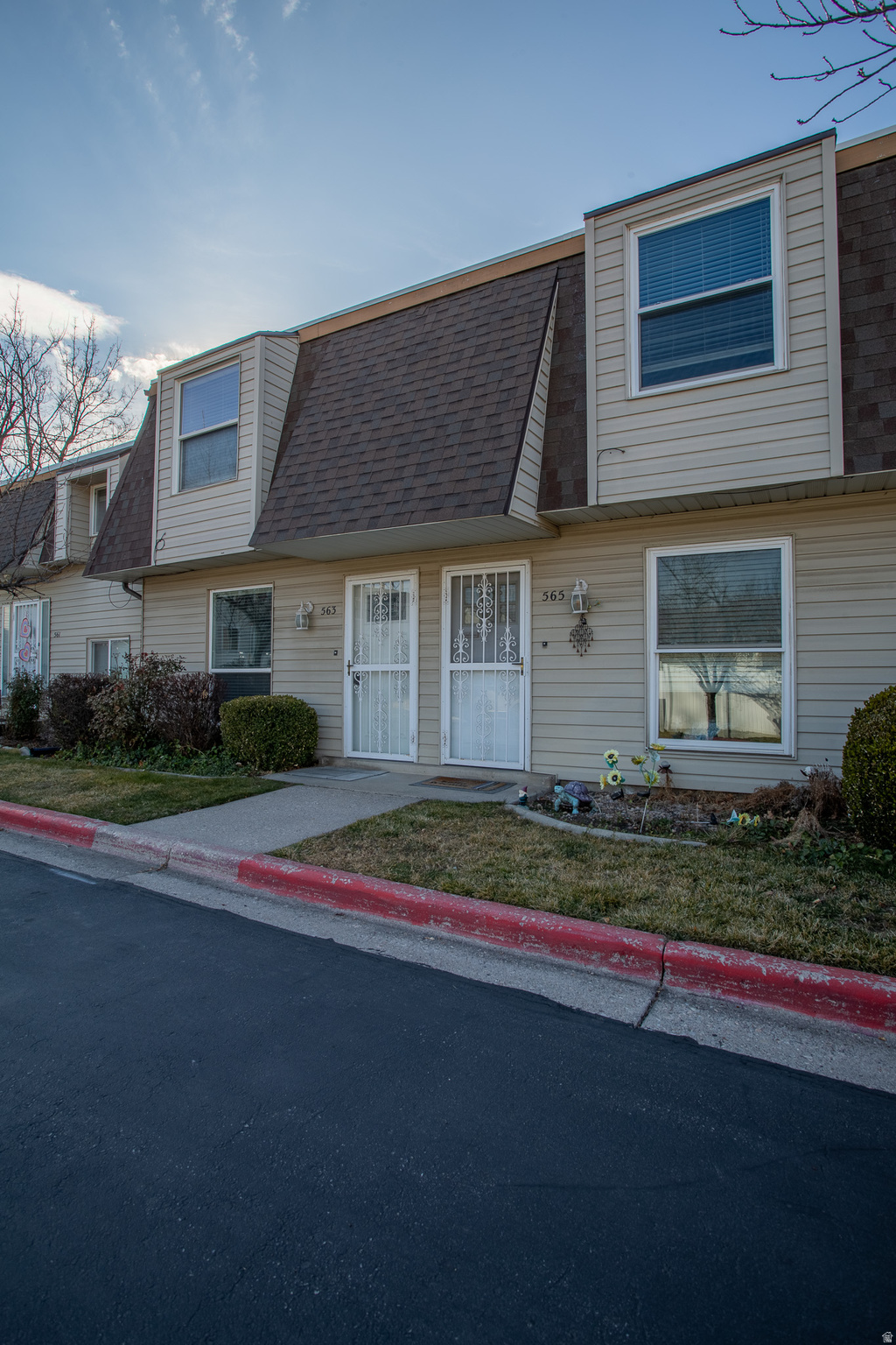 MEADOWBROOK - Residential