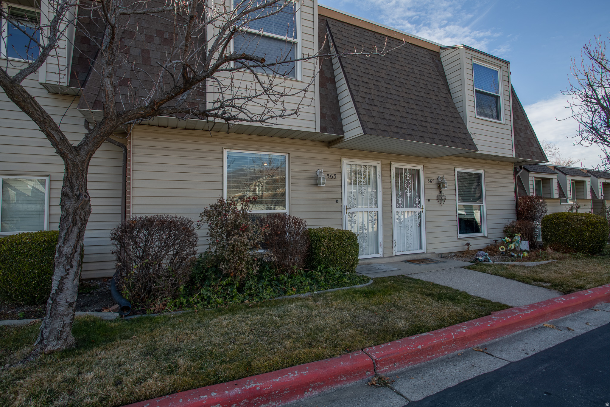 MEADOWBROOK - Residential