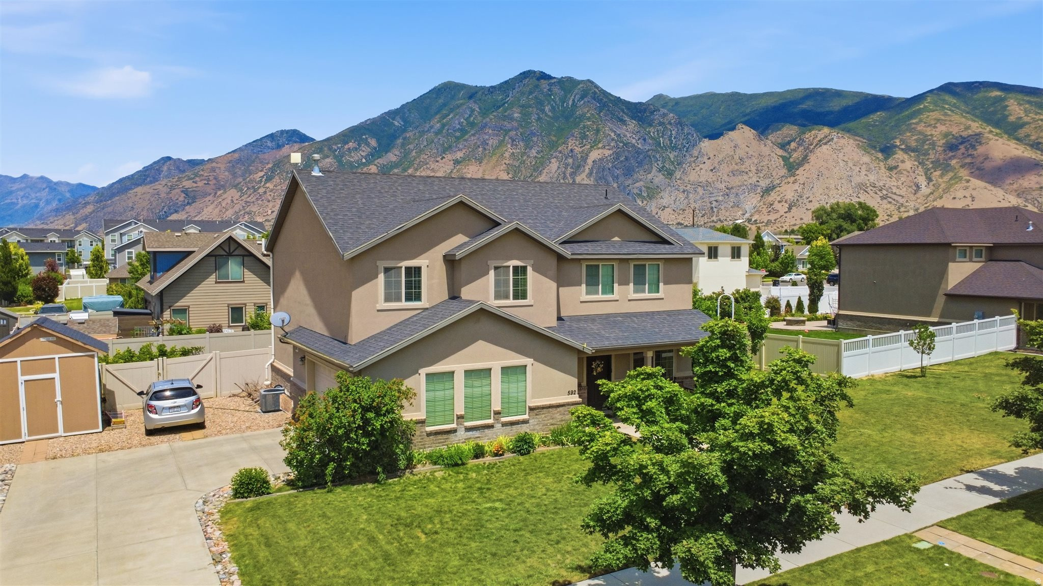 CRYSTAL SPRINGS - Residential