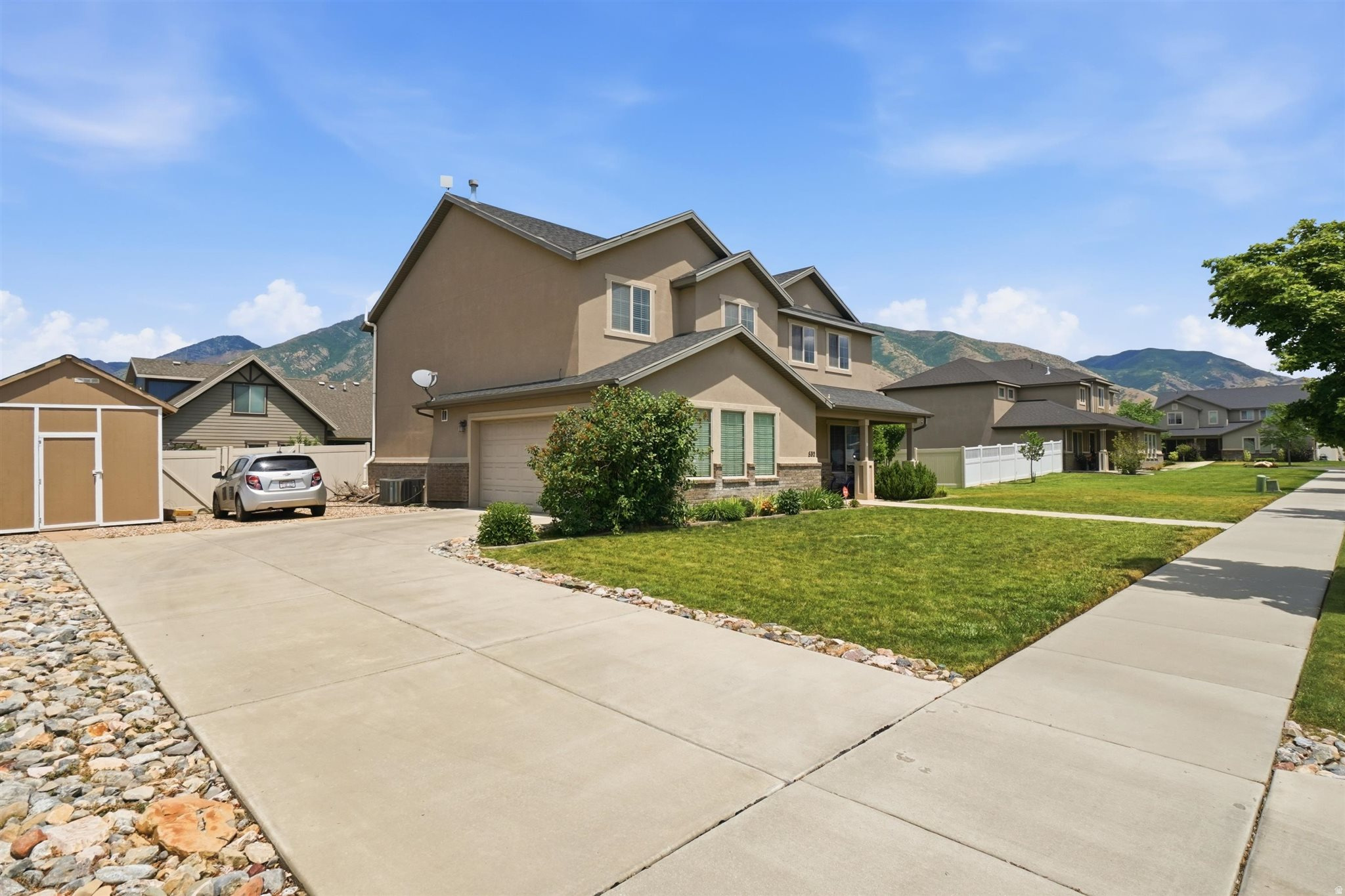 CRYSTAL SPRINGS - Residential