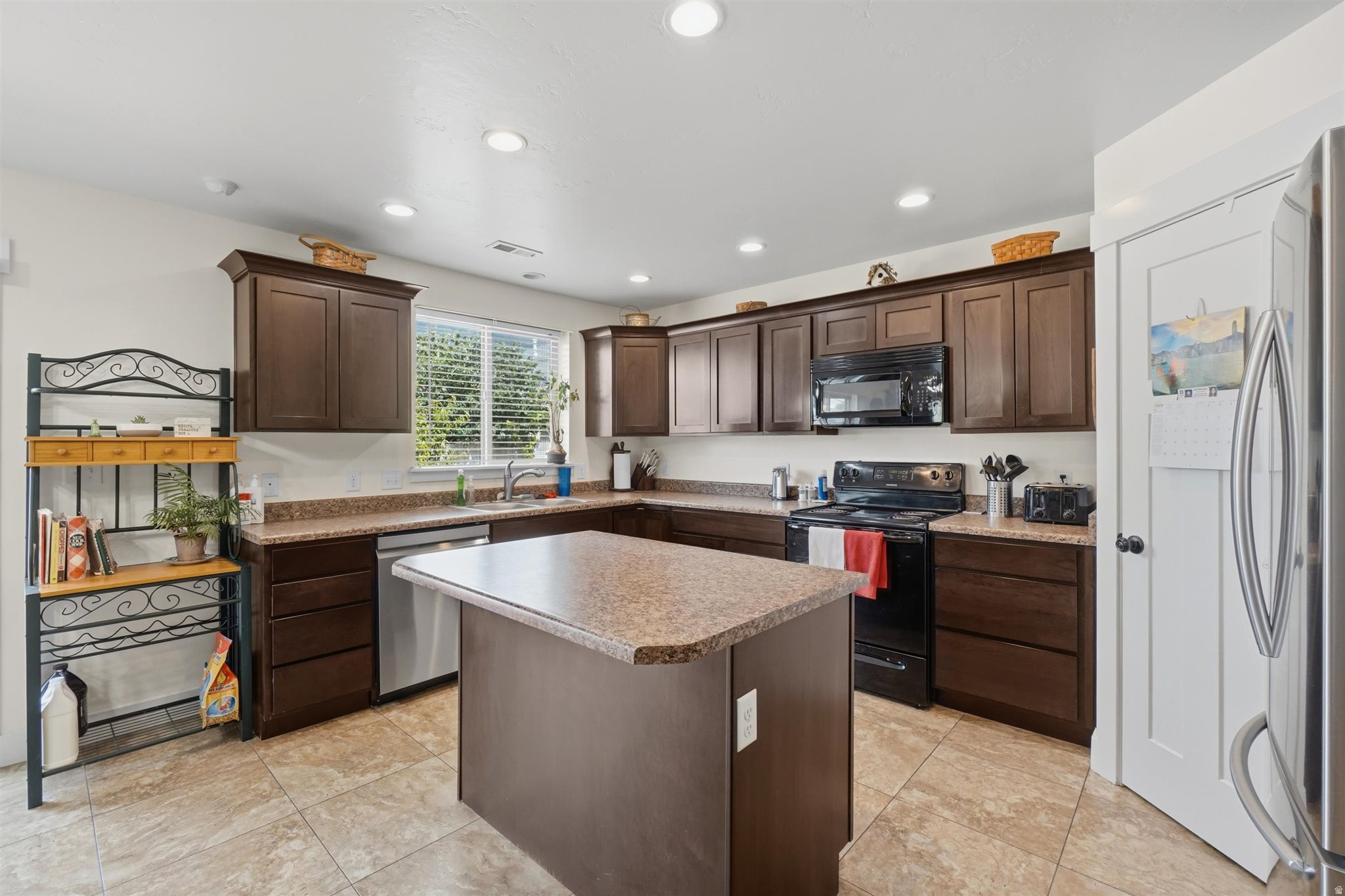 CRYSTAL SPRINGS - Residential