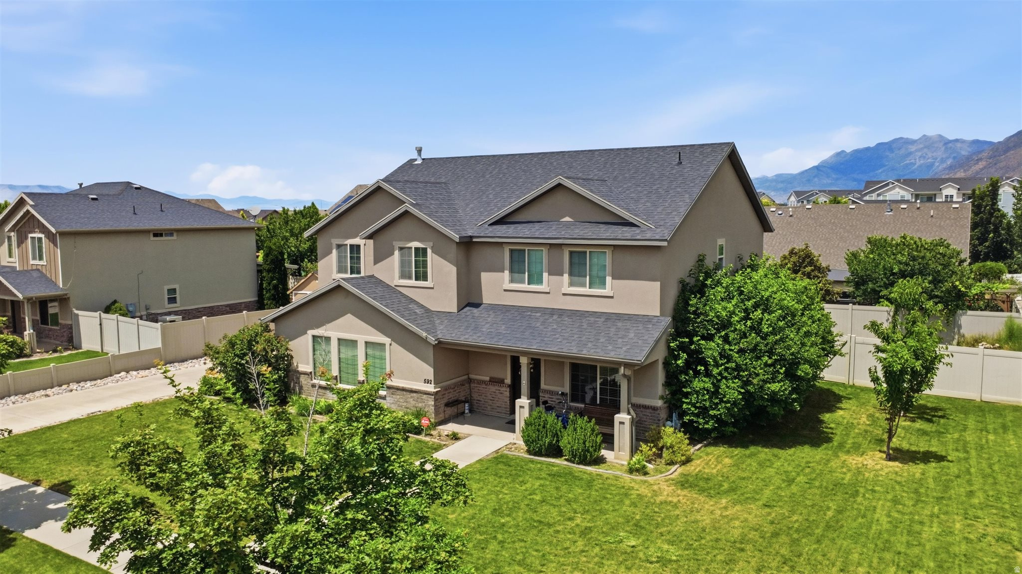 CRYSTAL SPRINGS - Residential