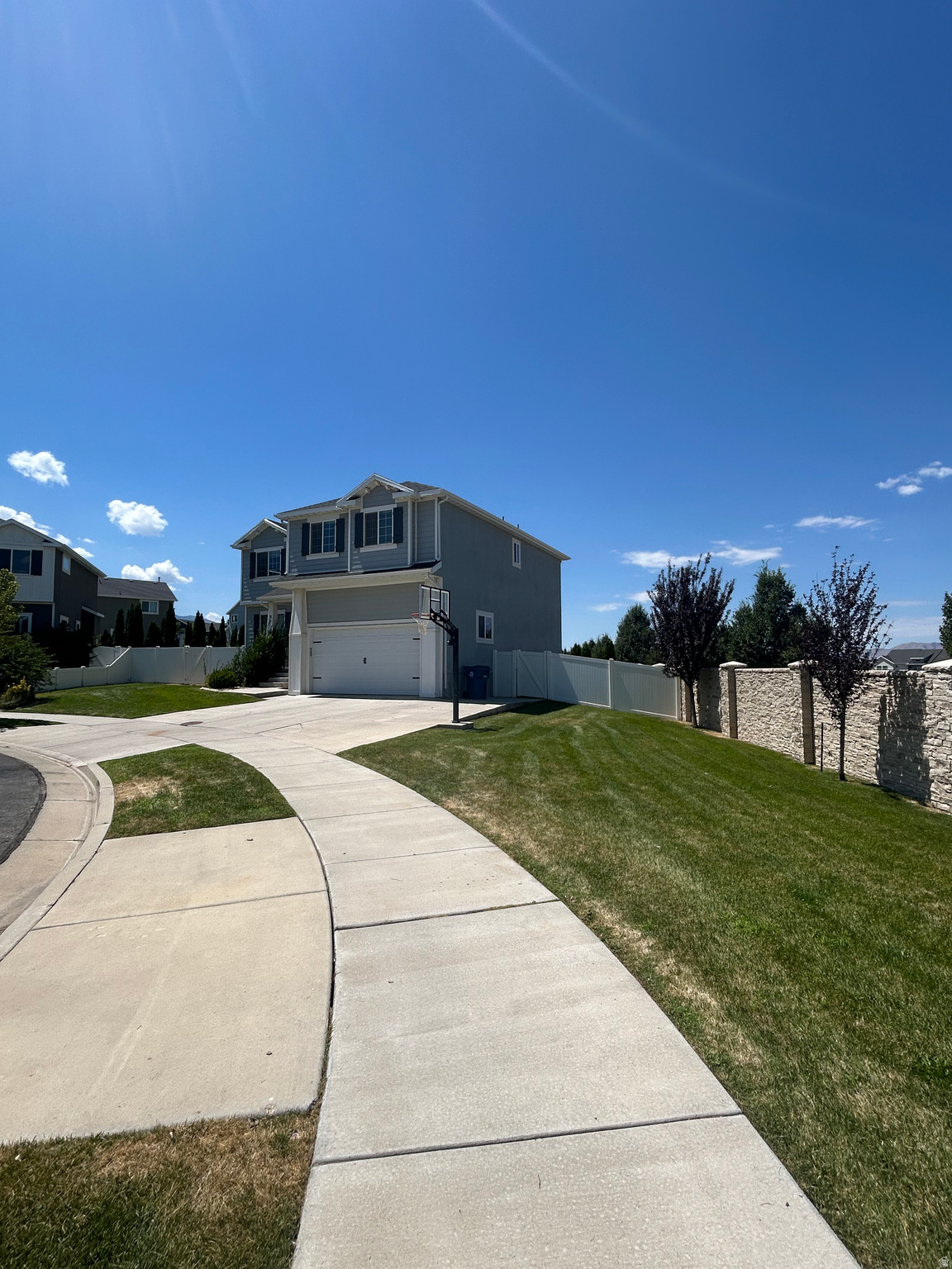 WHITE RAIL OVERLOOK - Residential