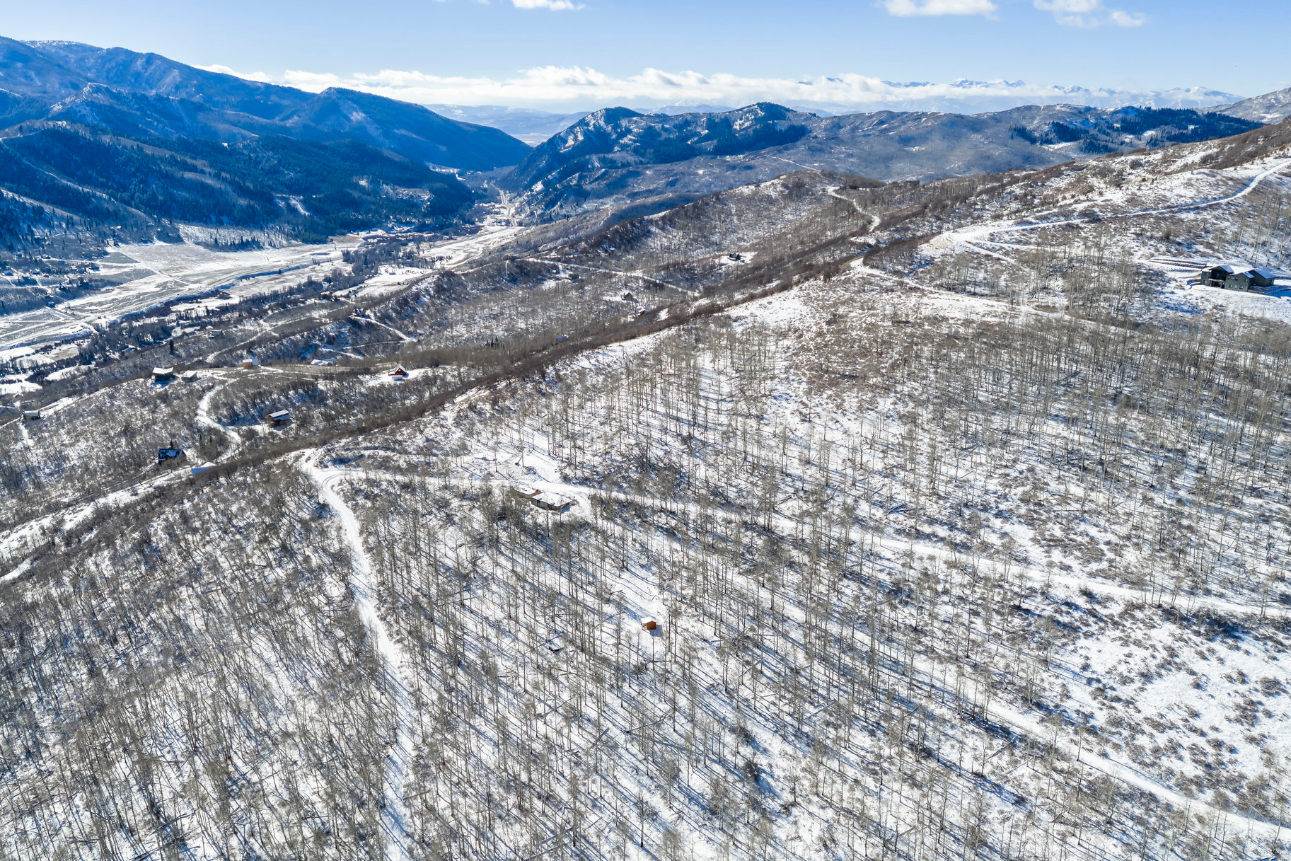 CANYON RIM - Land