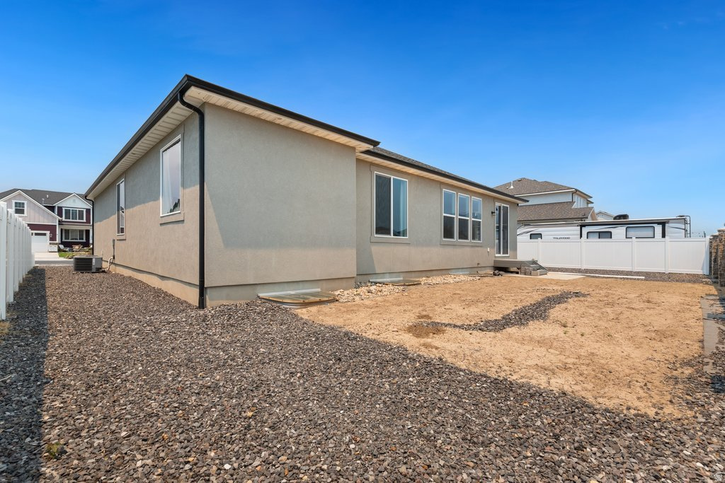 HERITAGE FARMS - Residential
