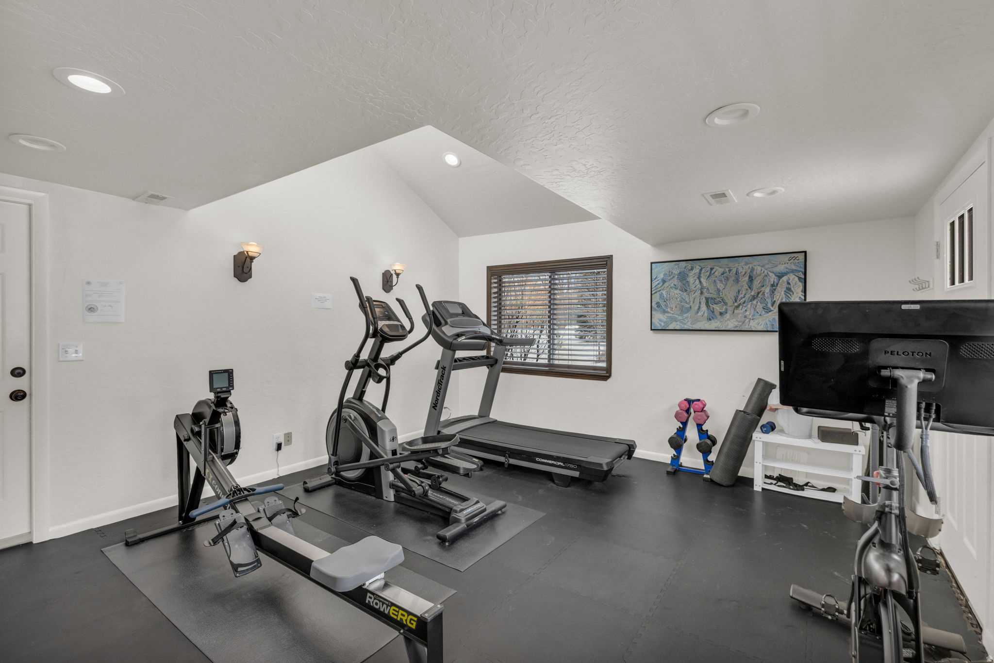 THREE KINGS CONDOMINIUM - Residential