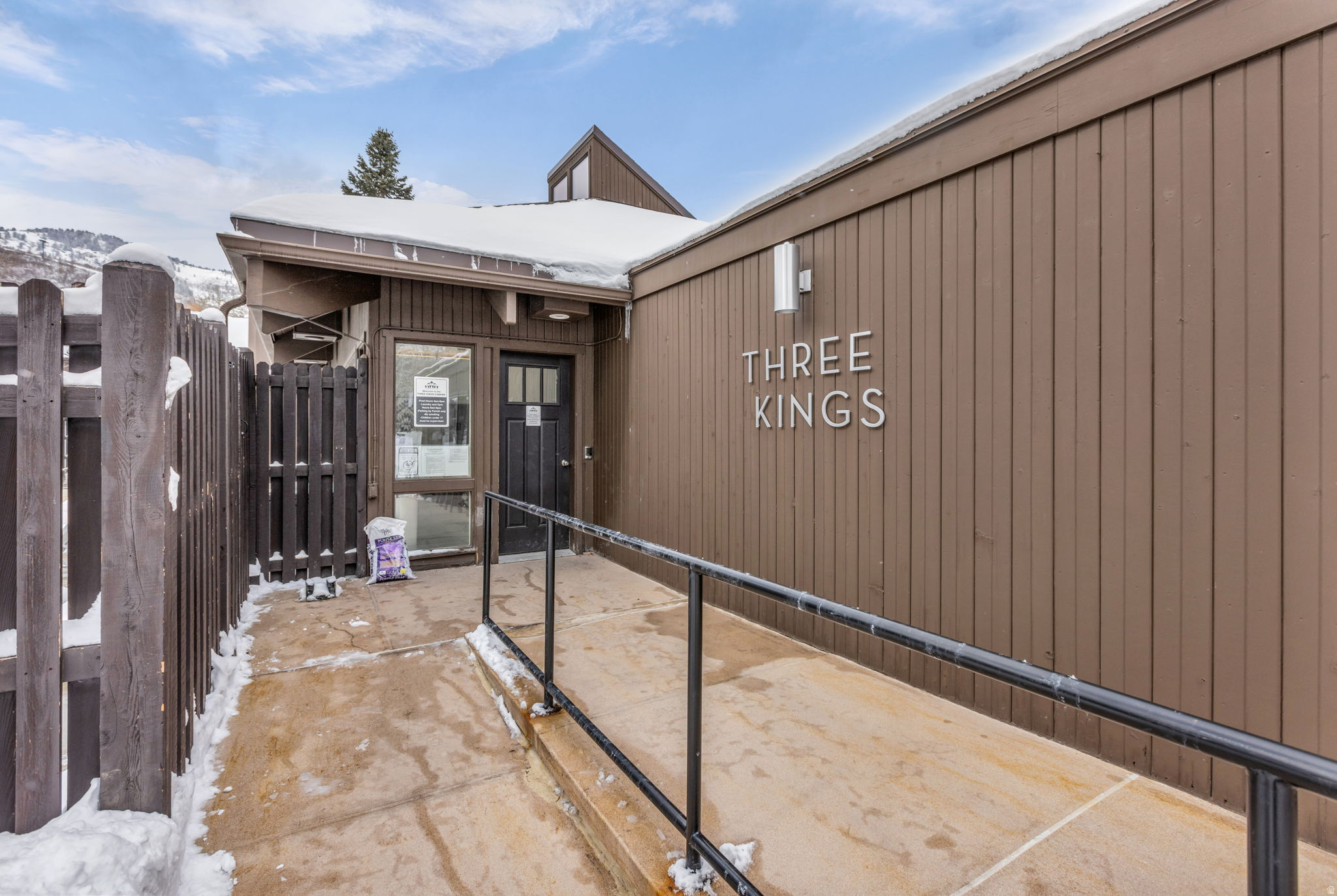 THREE KINGS CONDOMINIUM - Residential