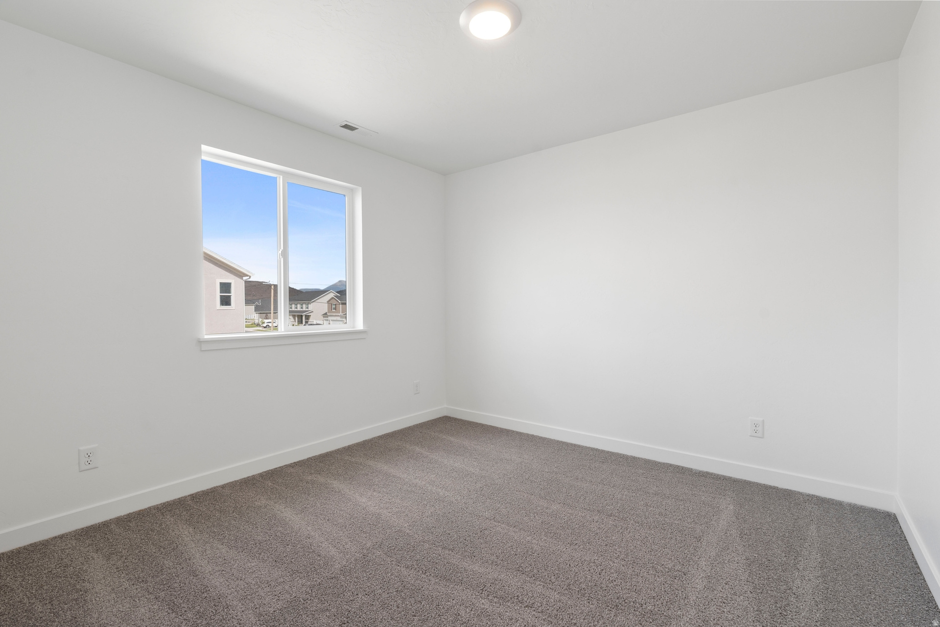 PONY EXPRESS ESTATES - Residential