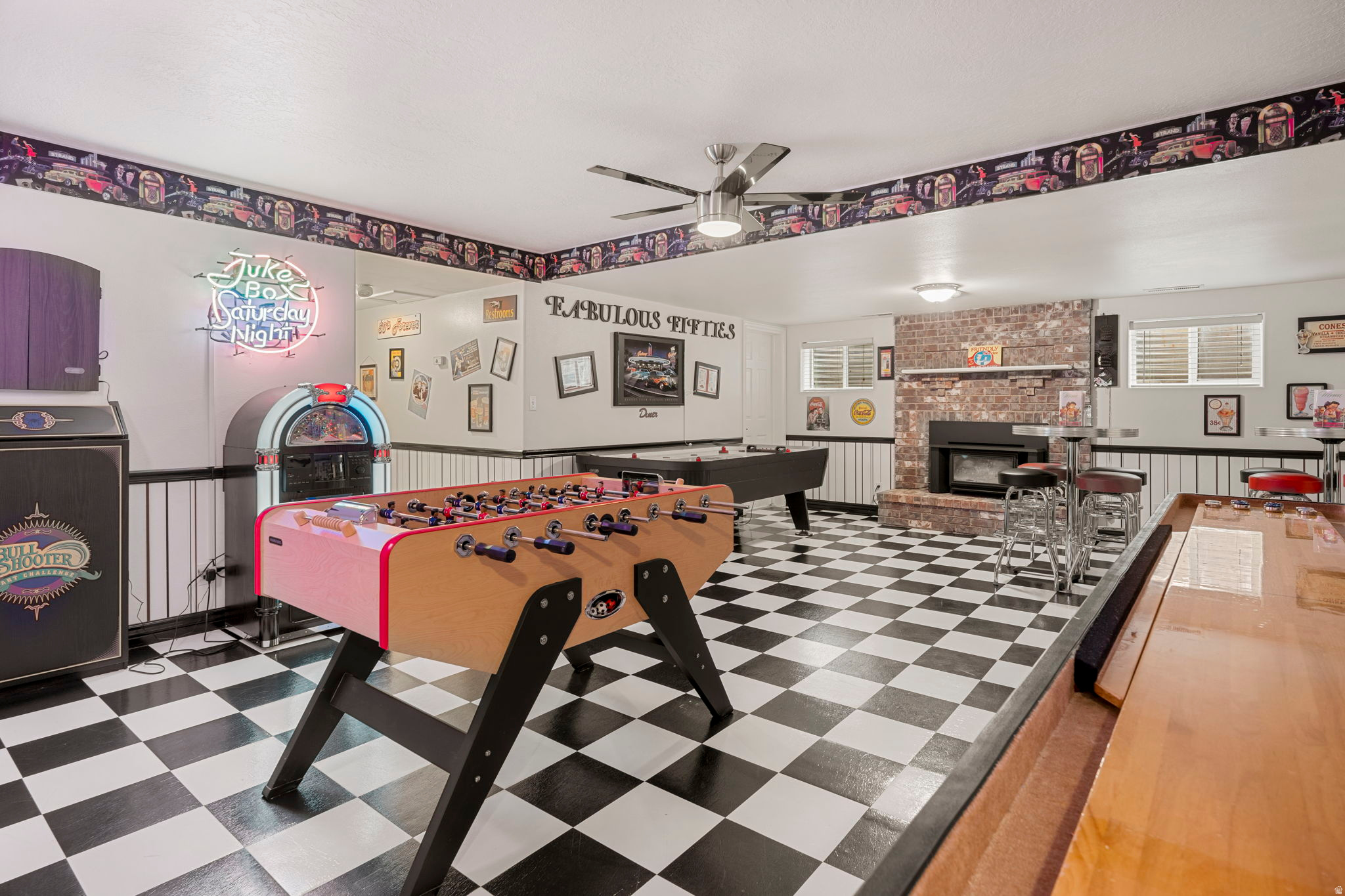FIDDLERS CANYON SUBDIVISION - Residential