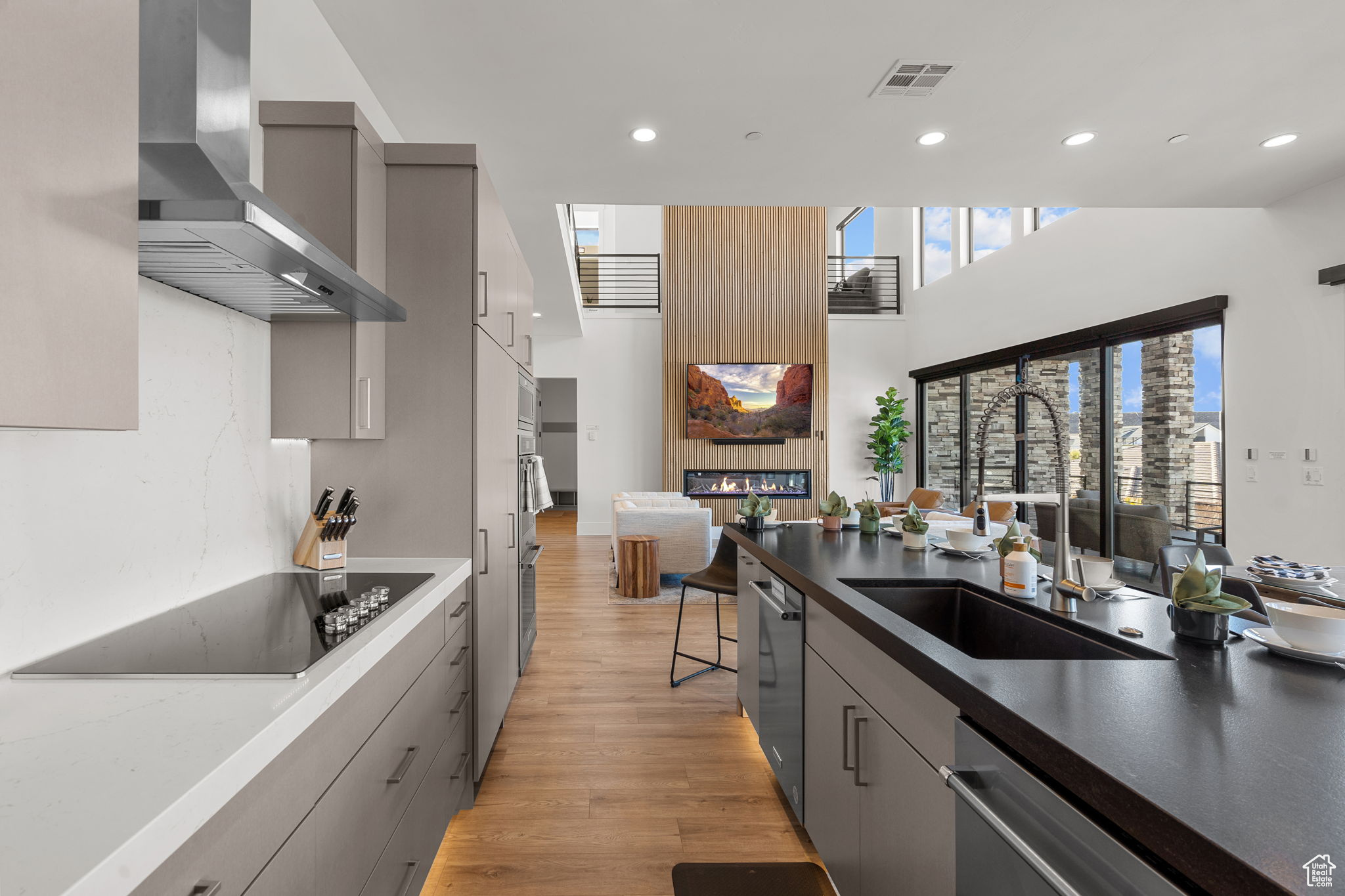DIXIE SPRINGS E - Residential