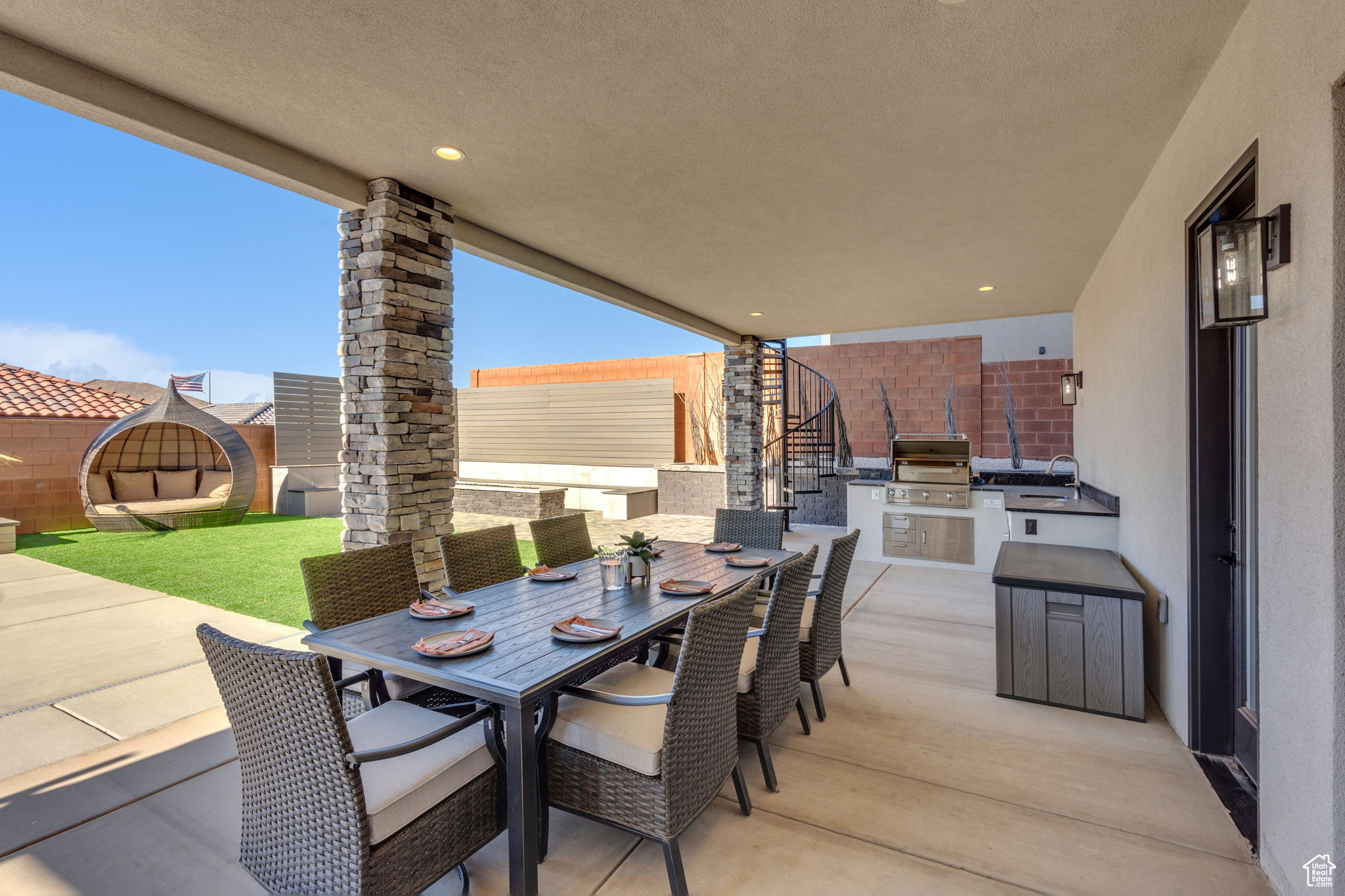 DIXIE SPRINGS E - Residential