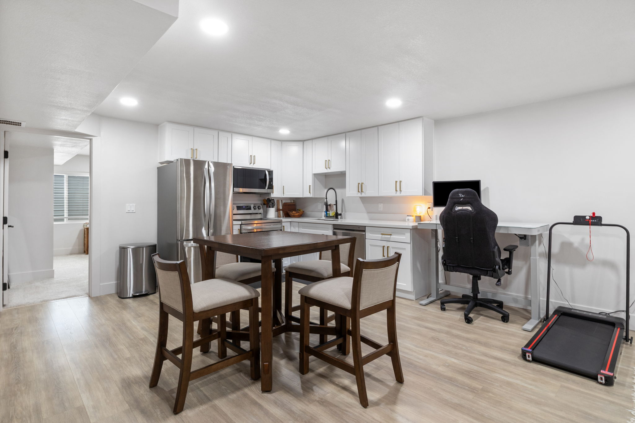 HAMPTON AT WATERS EDGE - Residential