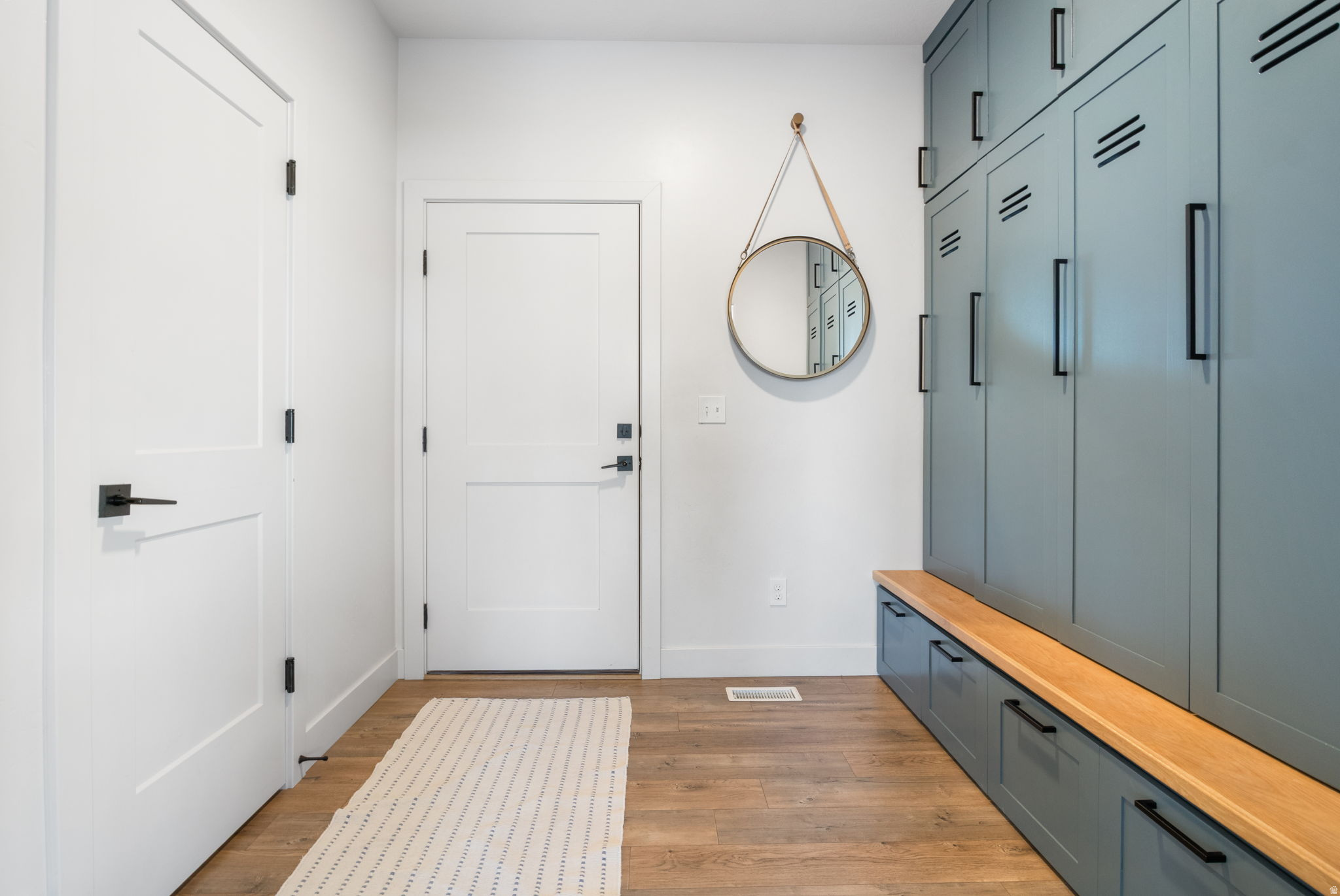HAMPTON AT WATERS EDGE - Residential