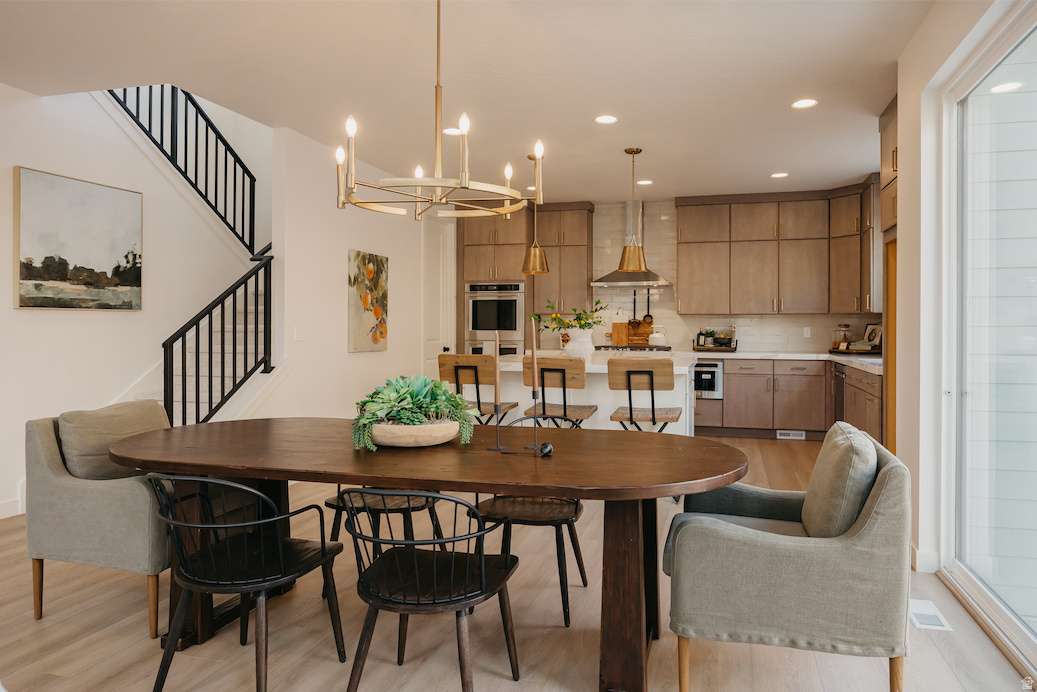 CANYON POINT - Residential