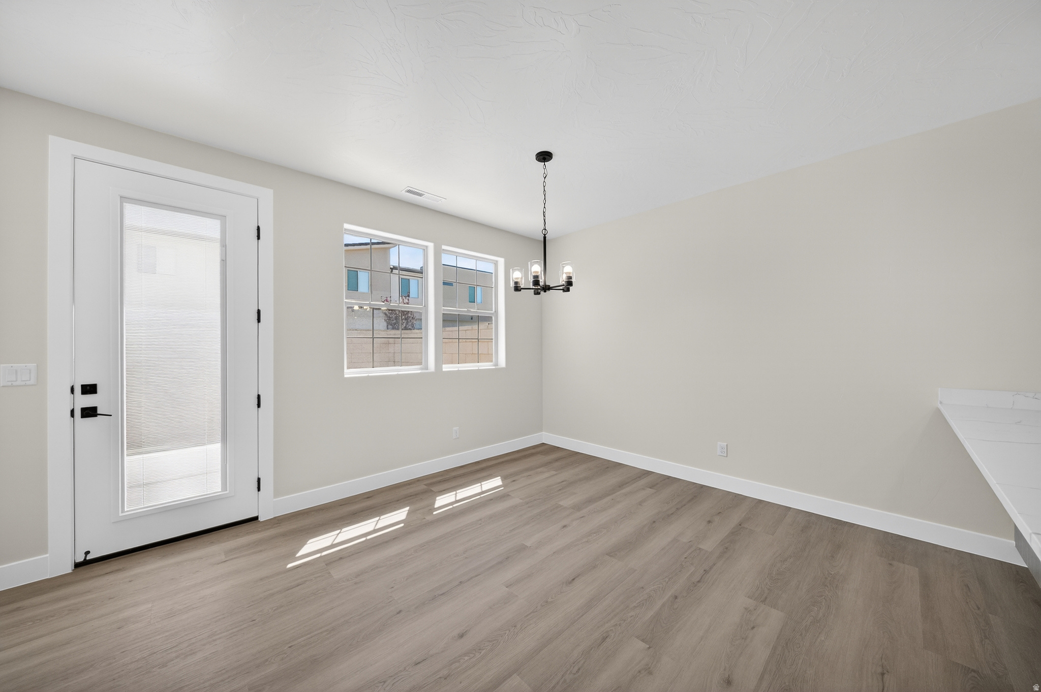 SOUTH DESERT - Residential