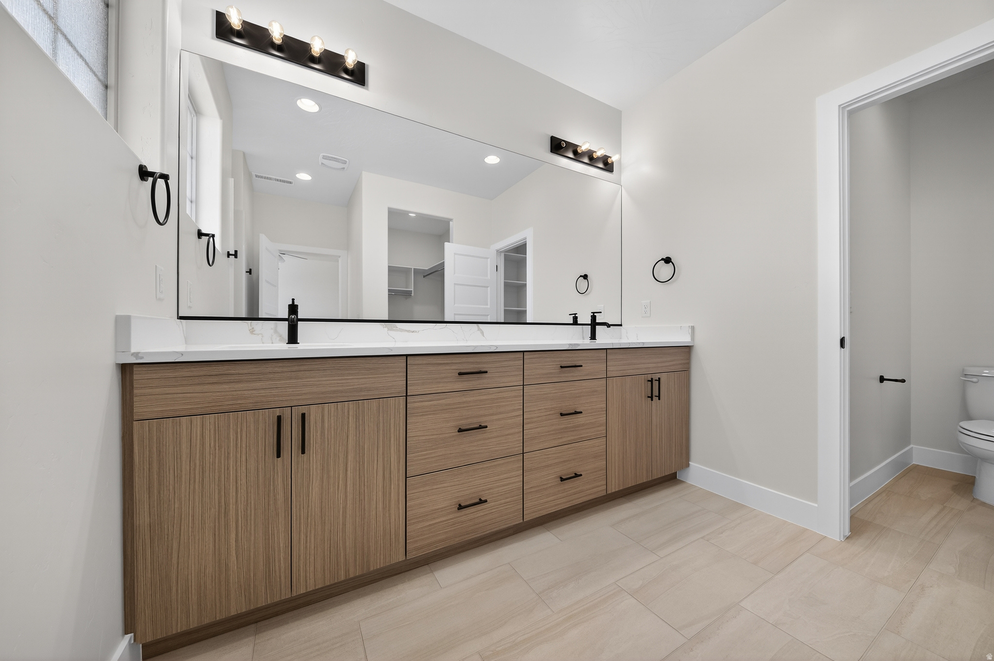 SOUTH DESERT - Residential