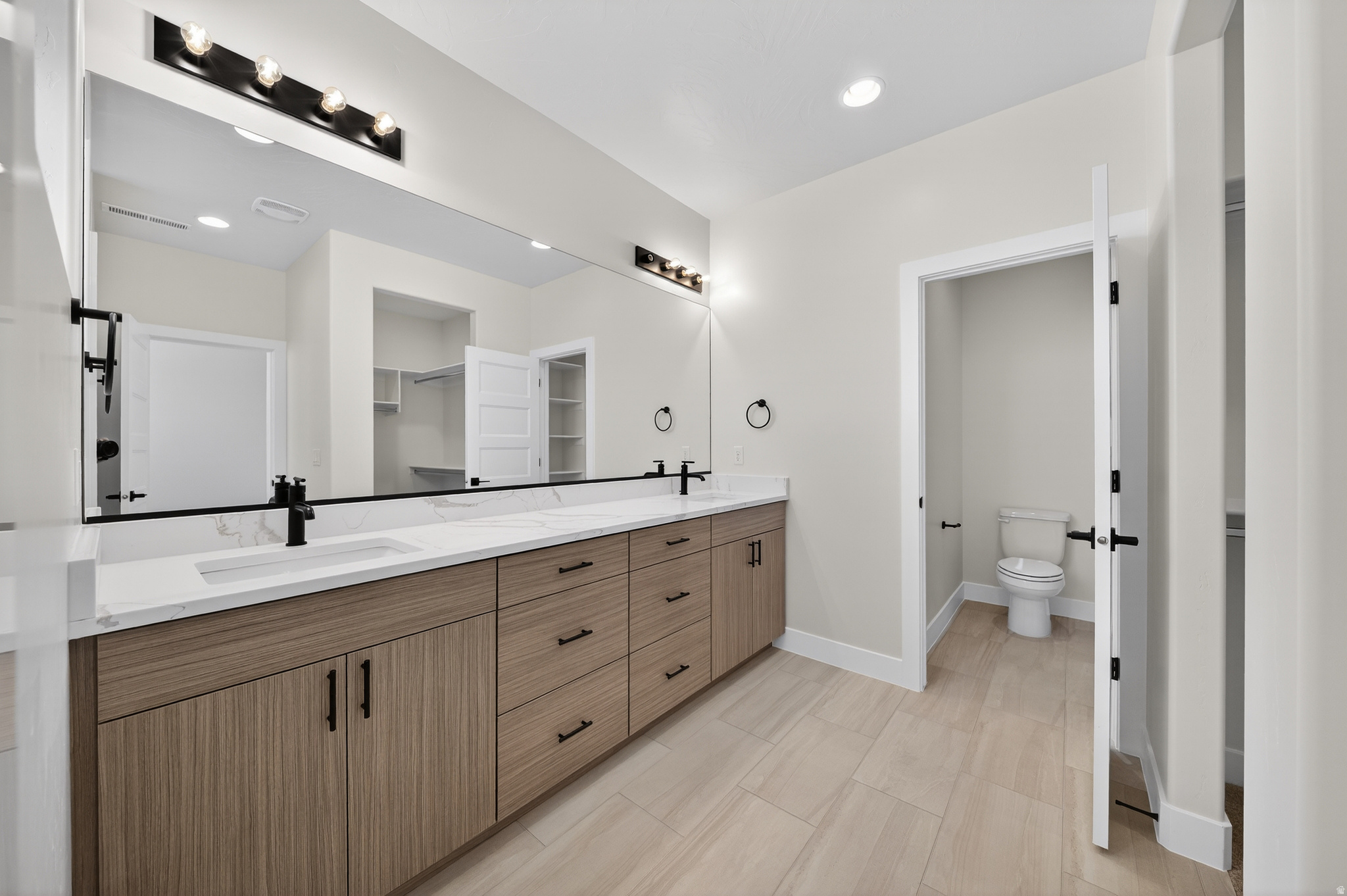 SOUTH DESERT - Residential
