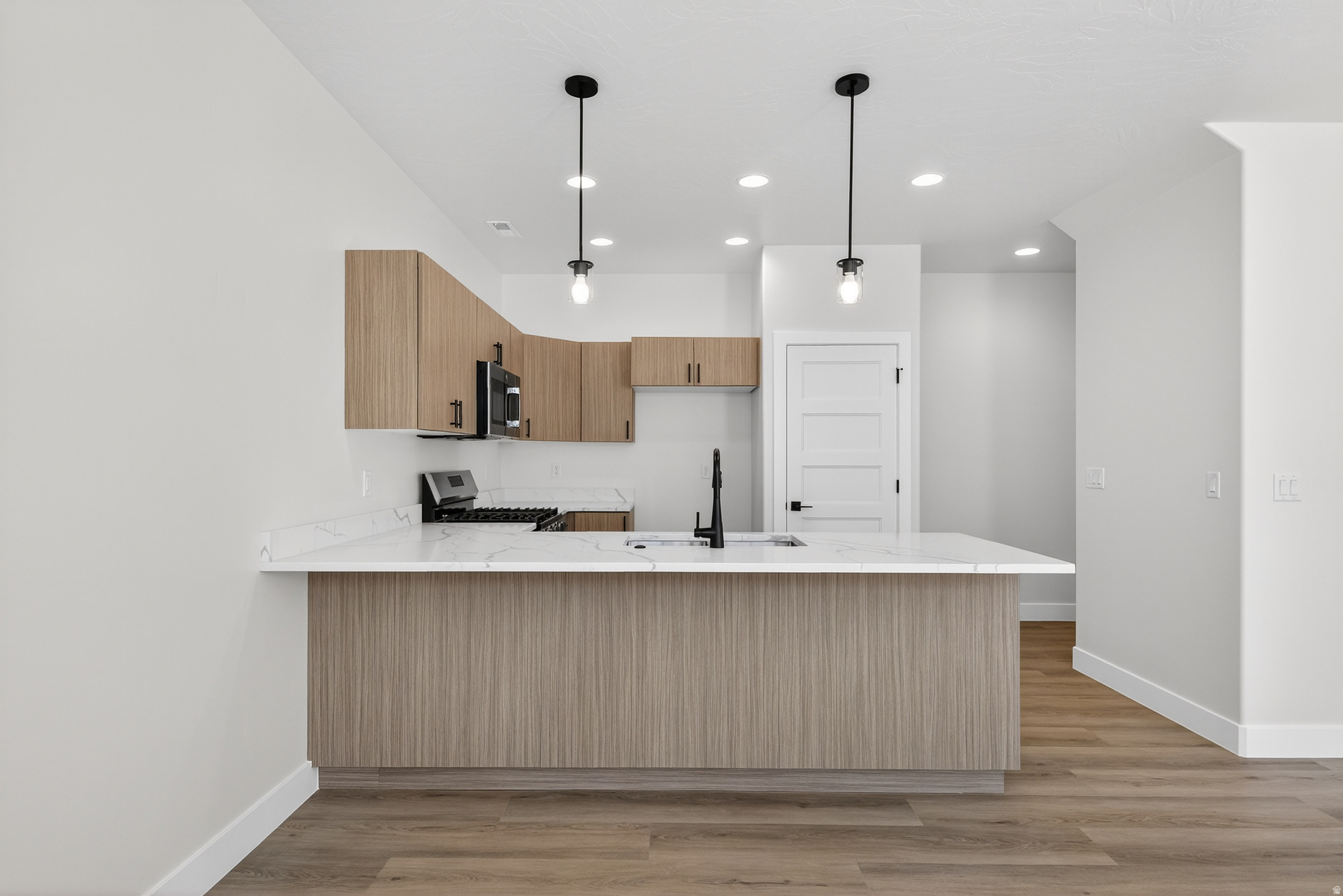 SOUTH DESERT - Residential
