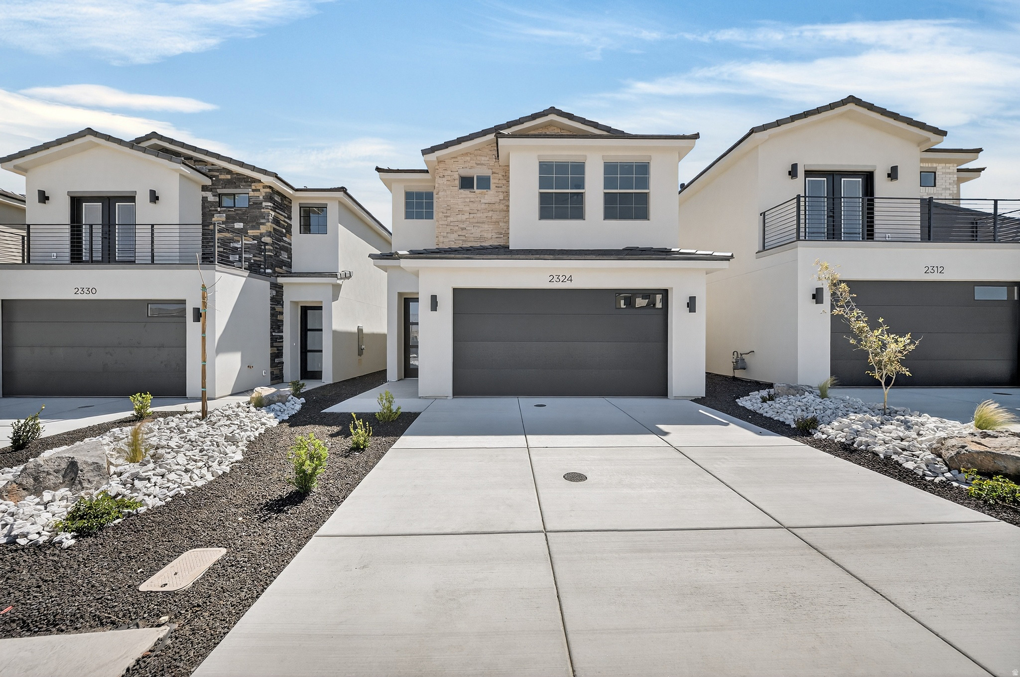 SOUTH DESERT - Residential