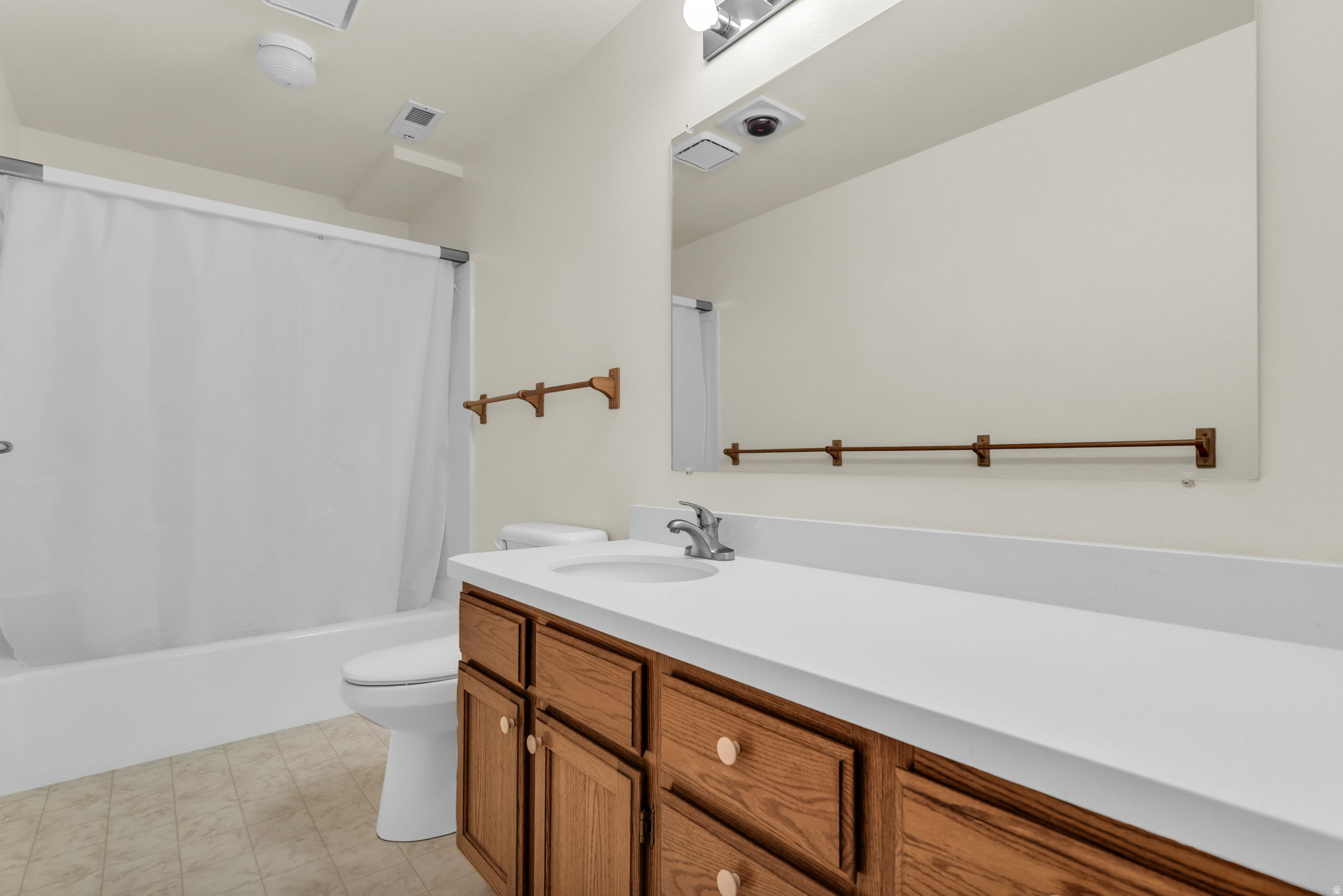 CORNERSTONE CONDO - Residential