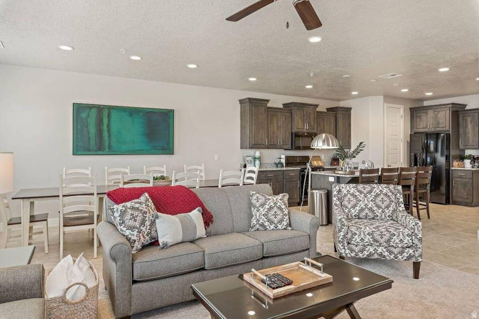 TOWN CENTER AT CORAL CANYON - Residential