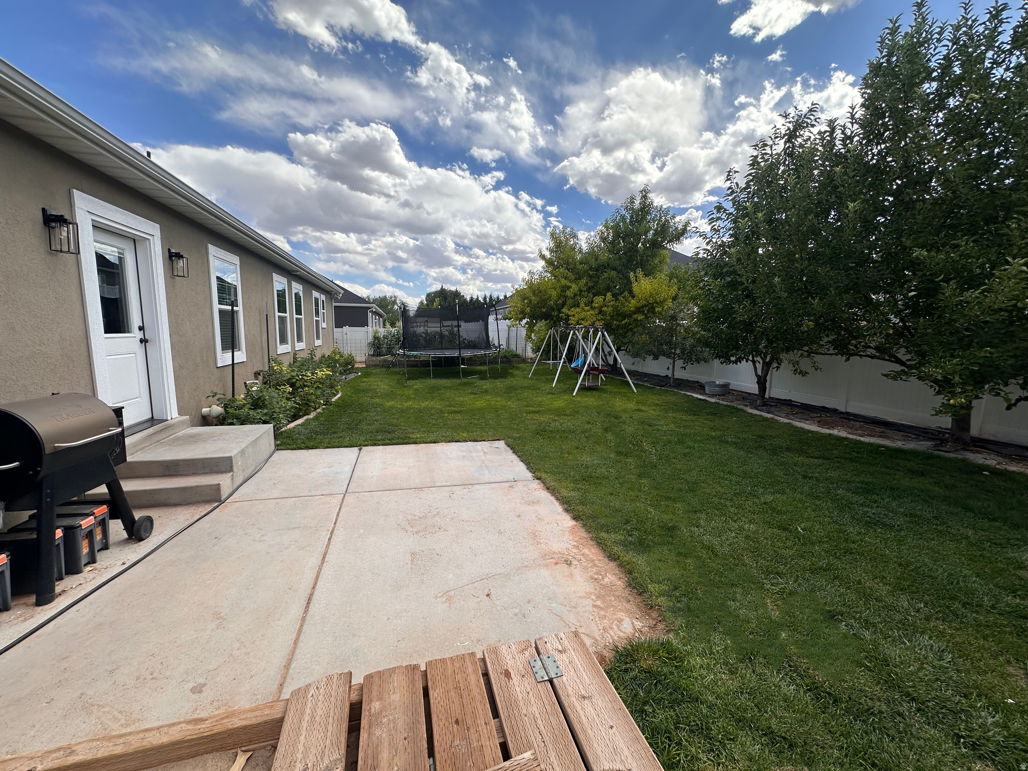 SUNRISE KNOLLS - Residential