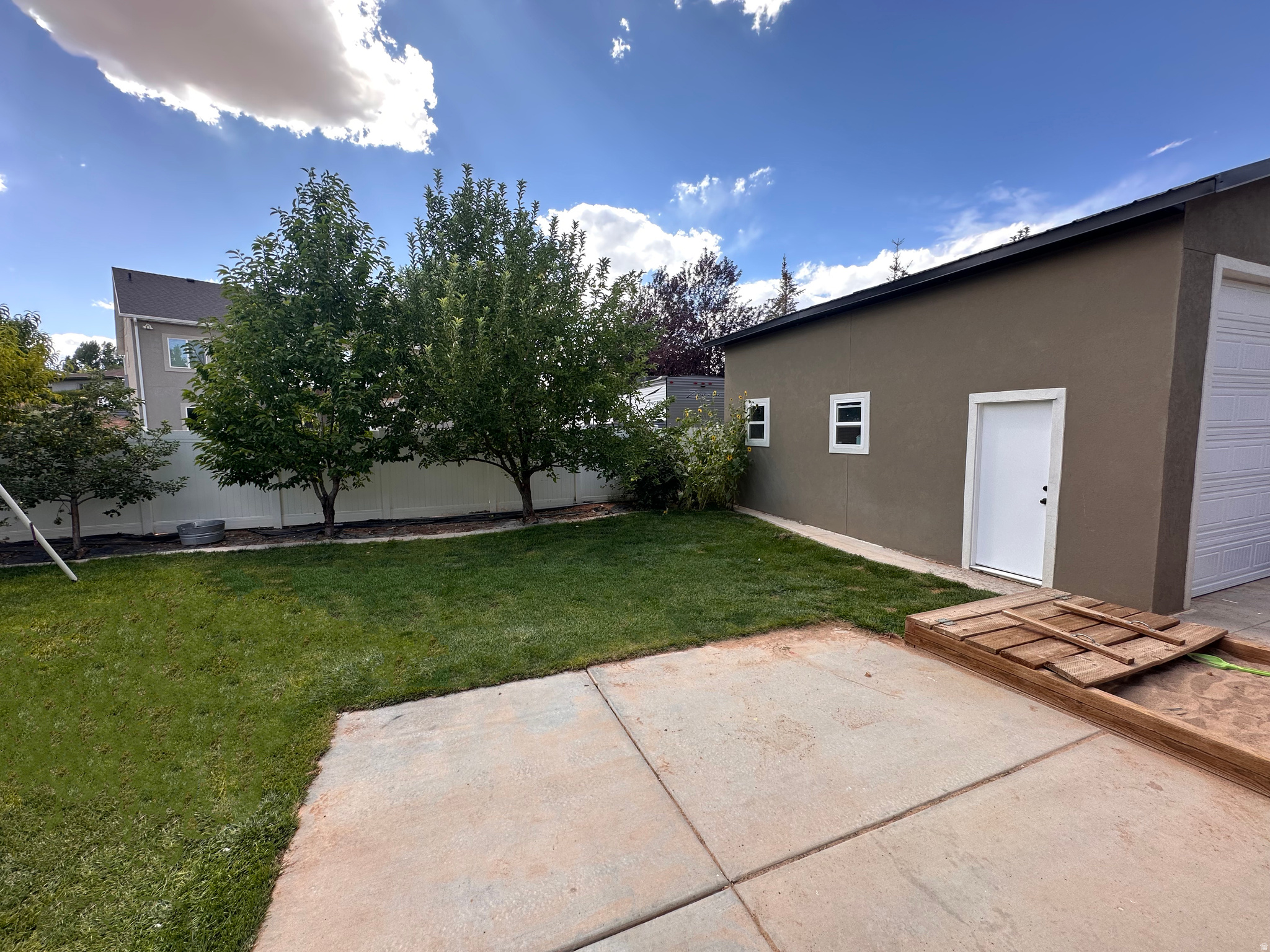 SUNRISE KNOLLS - Residential