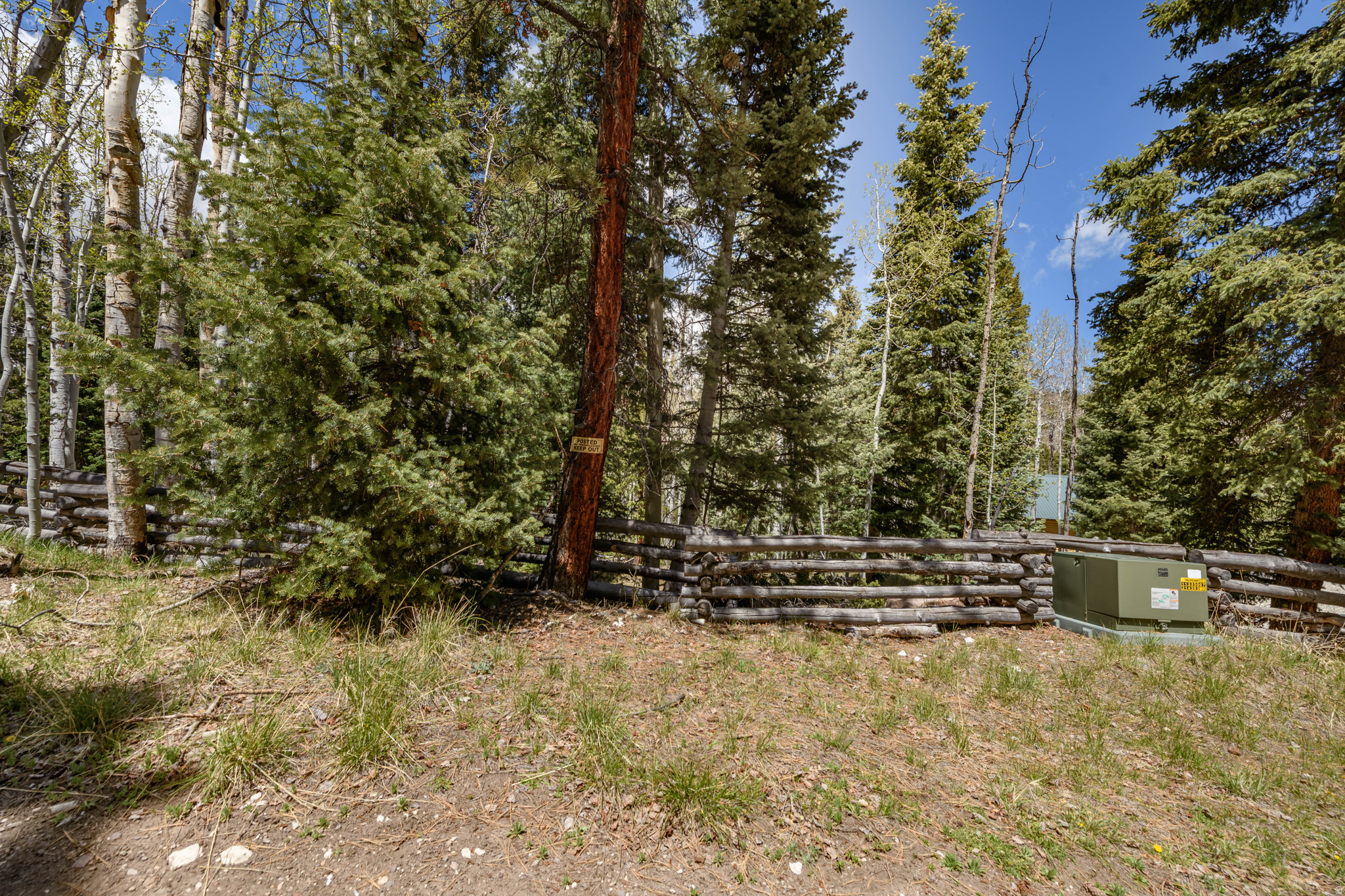 CLEAR CREEK ESTATES - Land