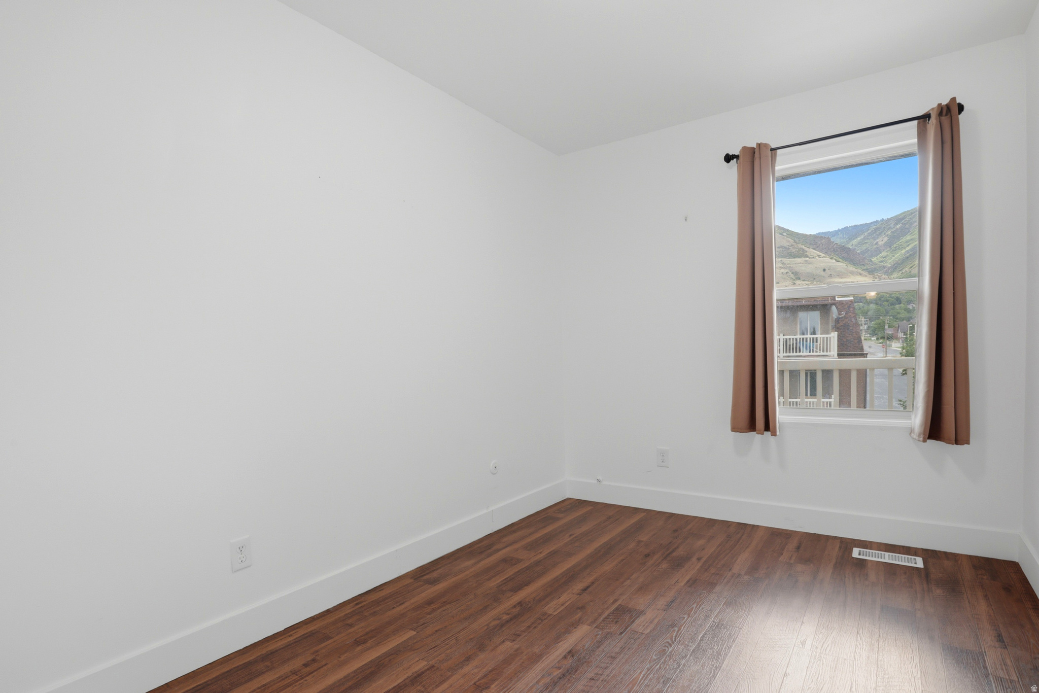 CEDAR SPRINGS - Residential