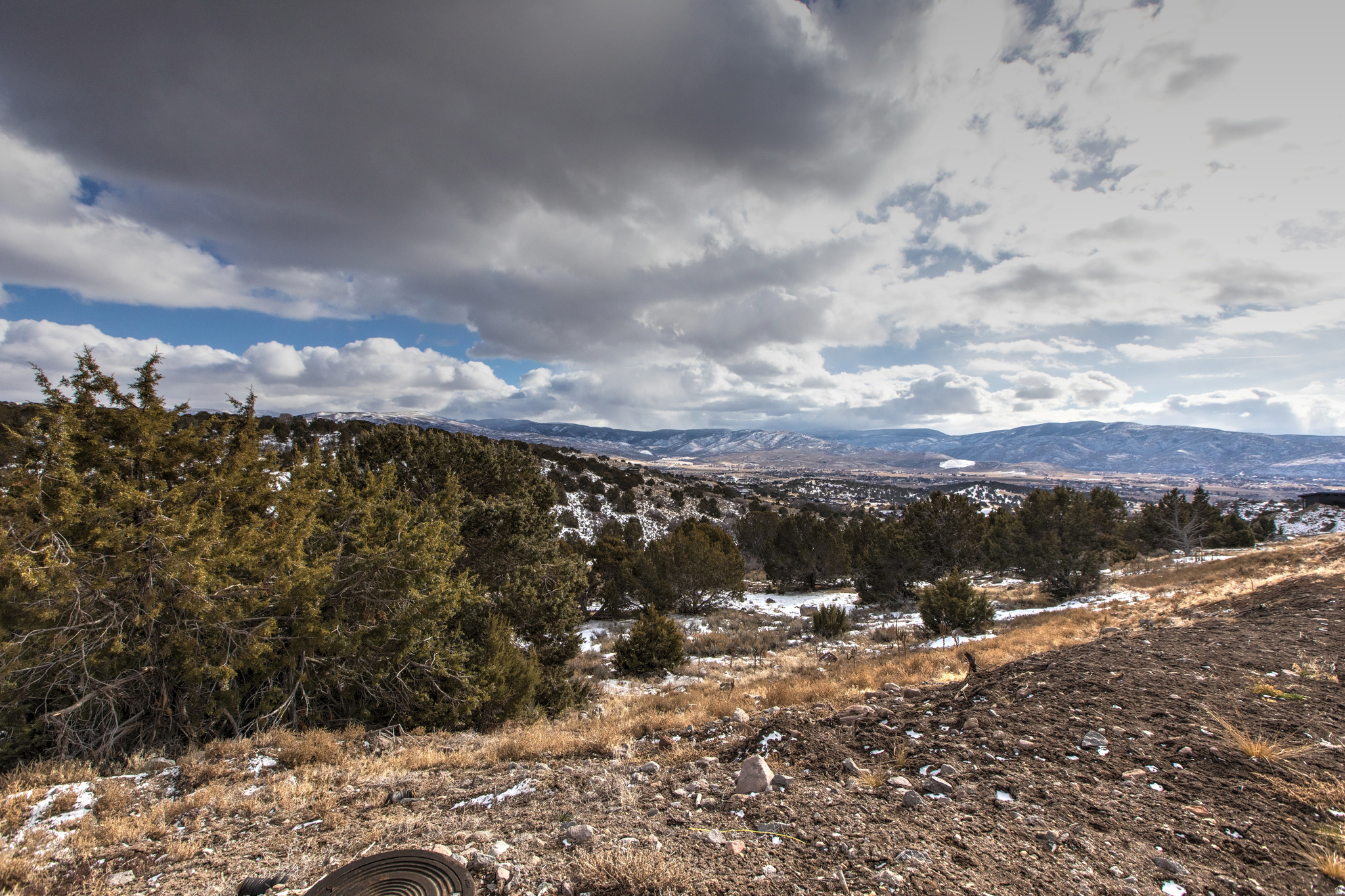 RED LEDGES - Land