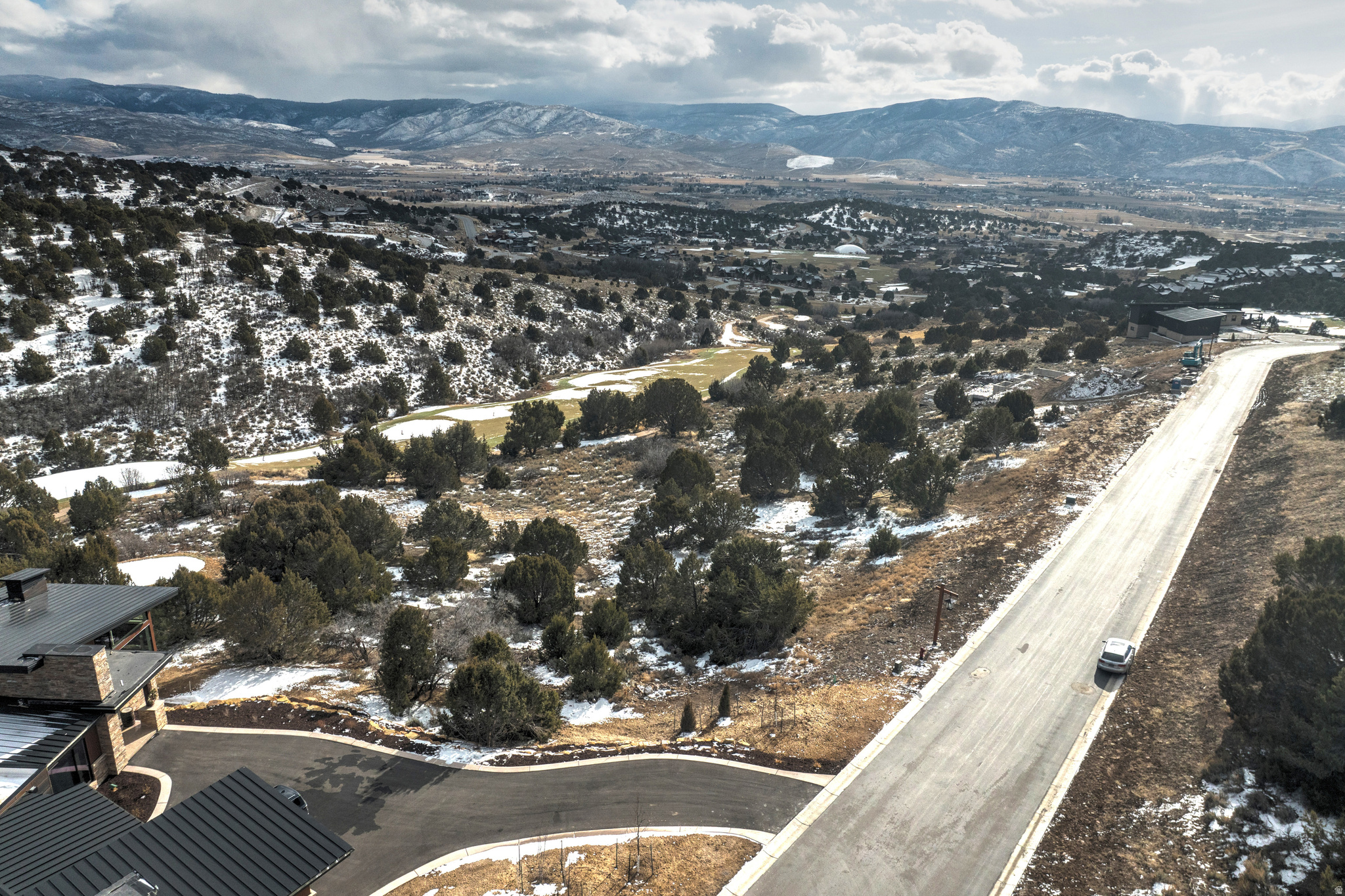 RED LEDGES - Land