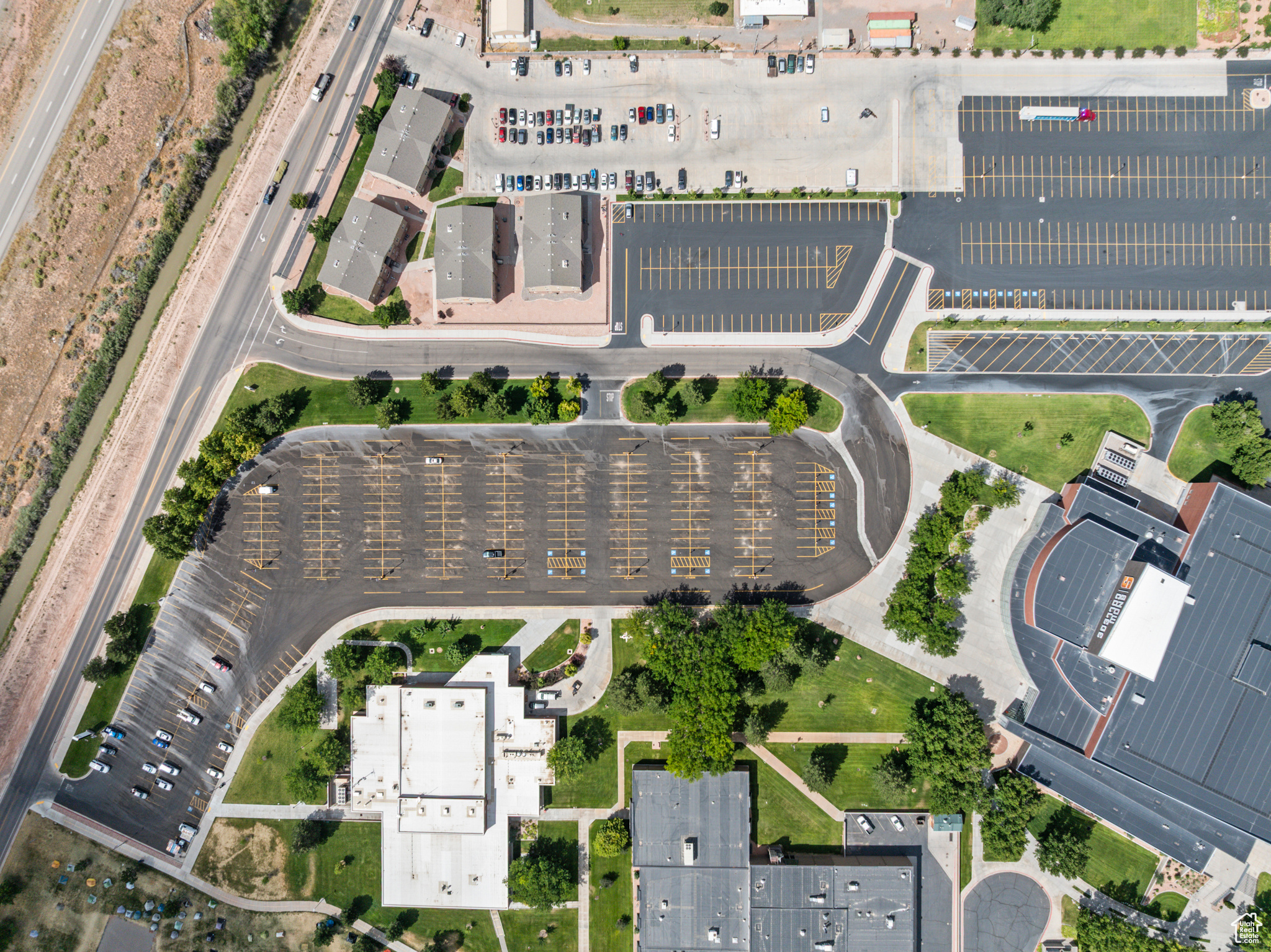 WILLOW CREEK - Residential