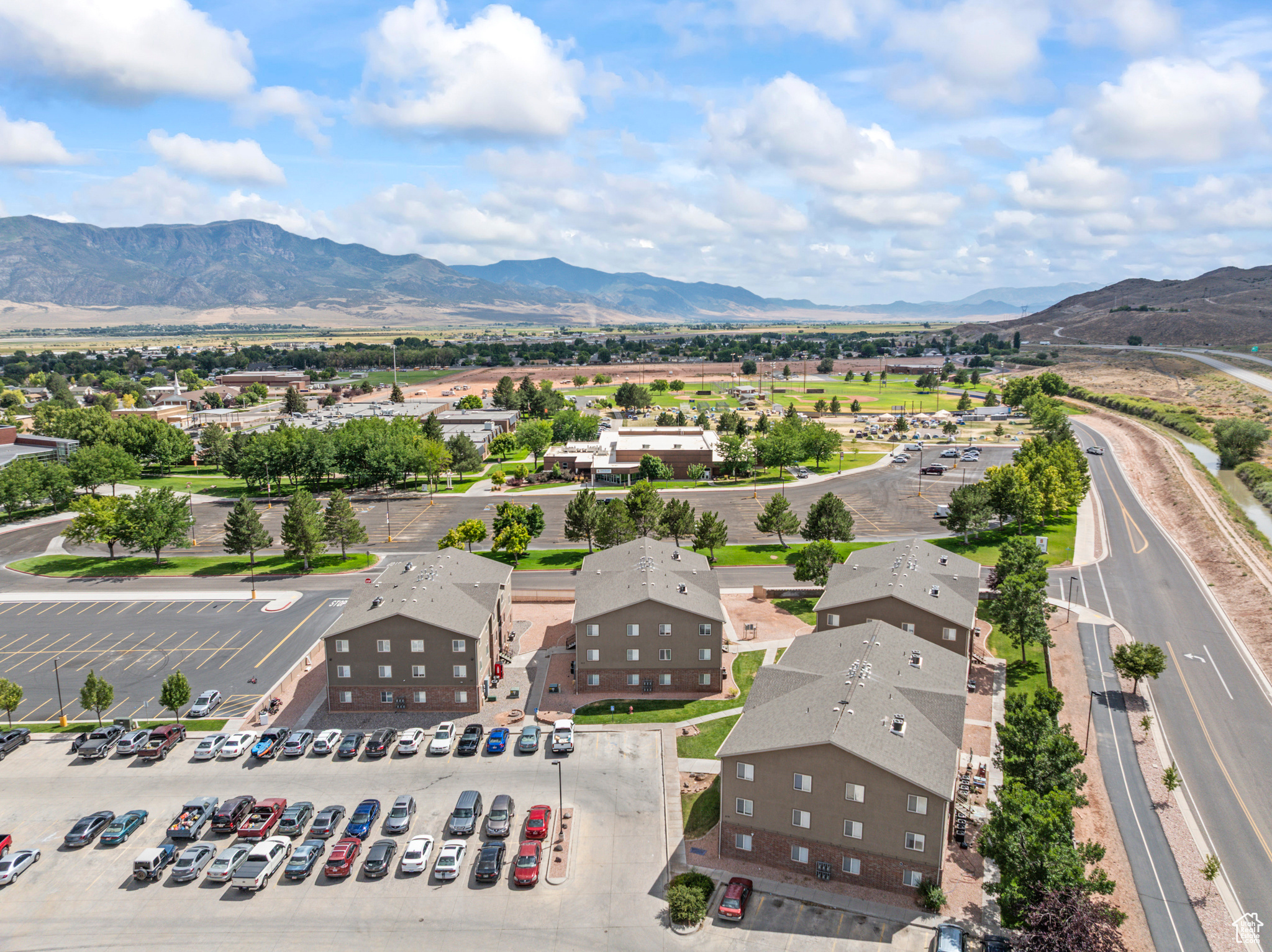 WILLOW CREEK - Residential