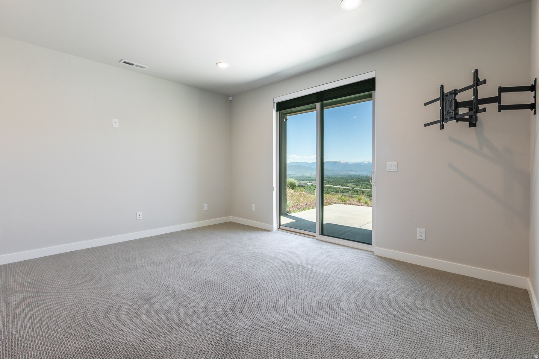 JORDANELLE RIDGE - Residential Lease