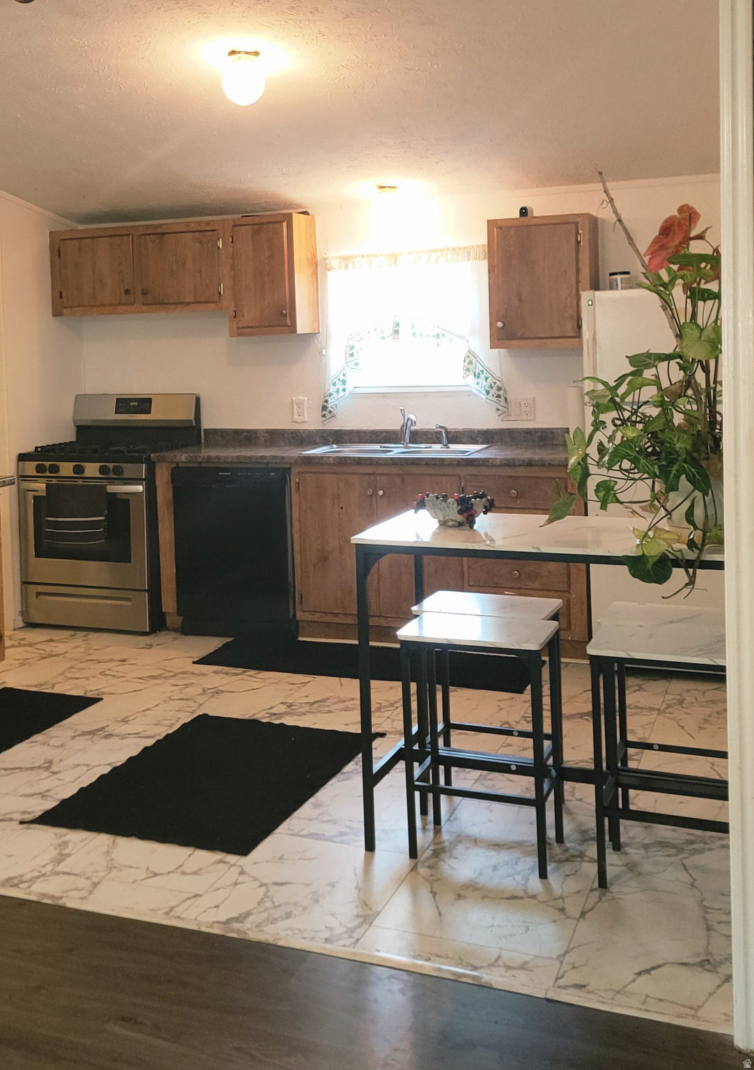 PLAT B SUNNYSIDE SUB - Residential