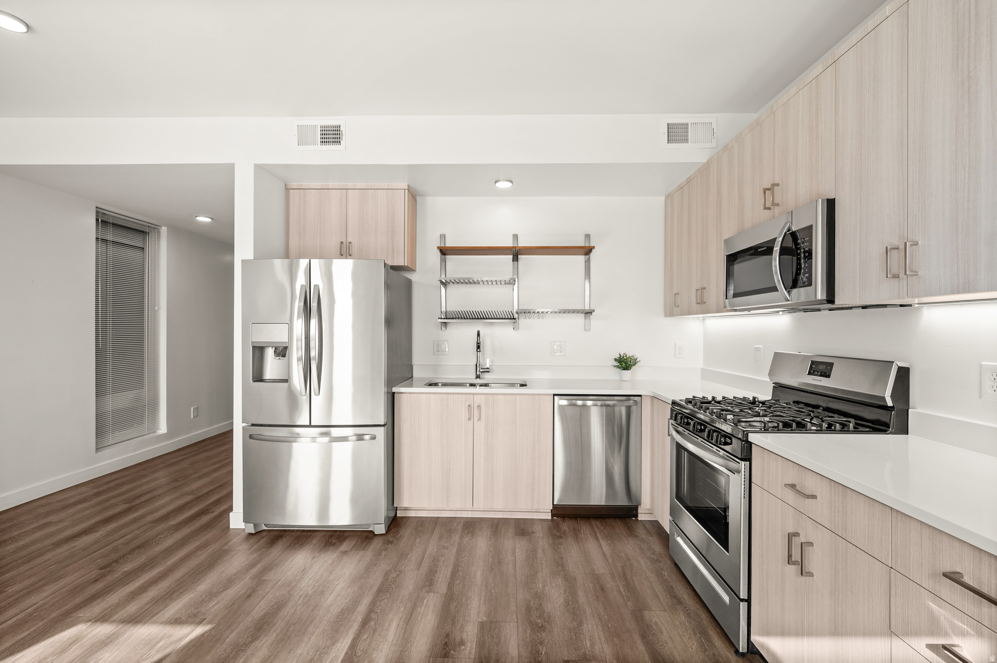 GLADHOUSE CONDOMINIU - Residential