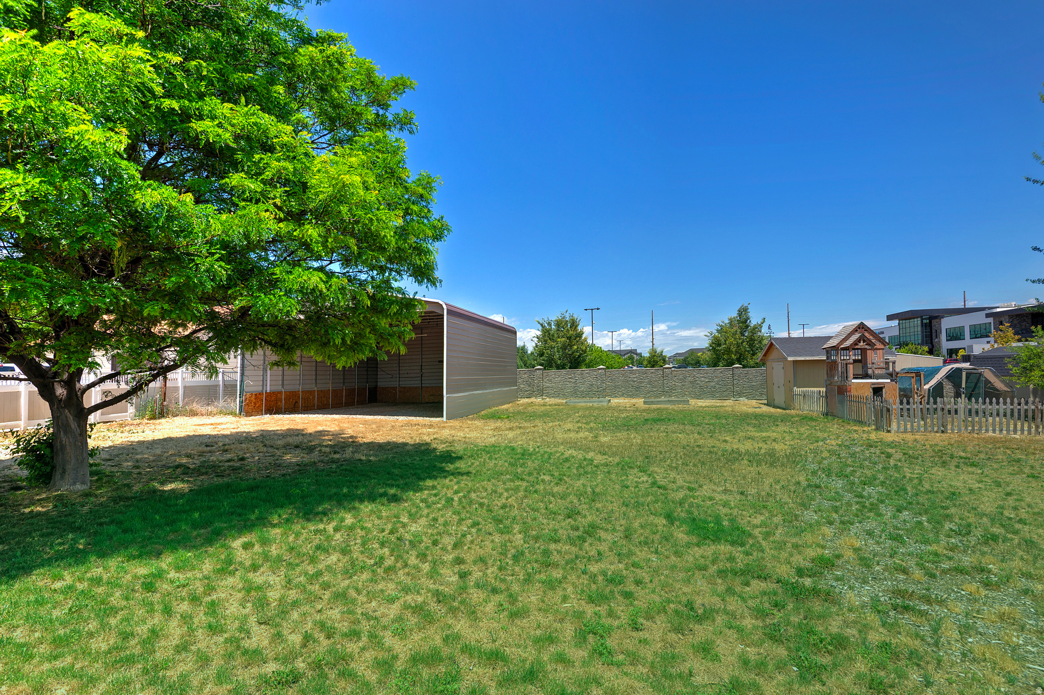 JORDAN HILLS ESTATES - Residential