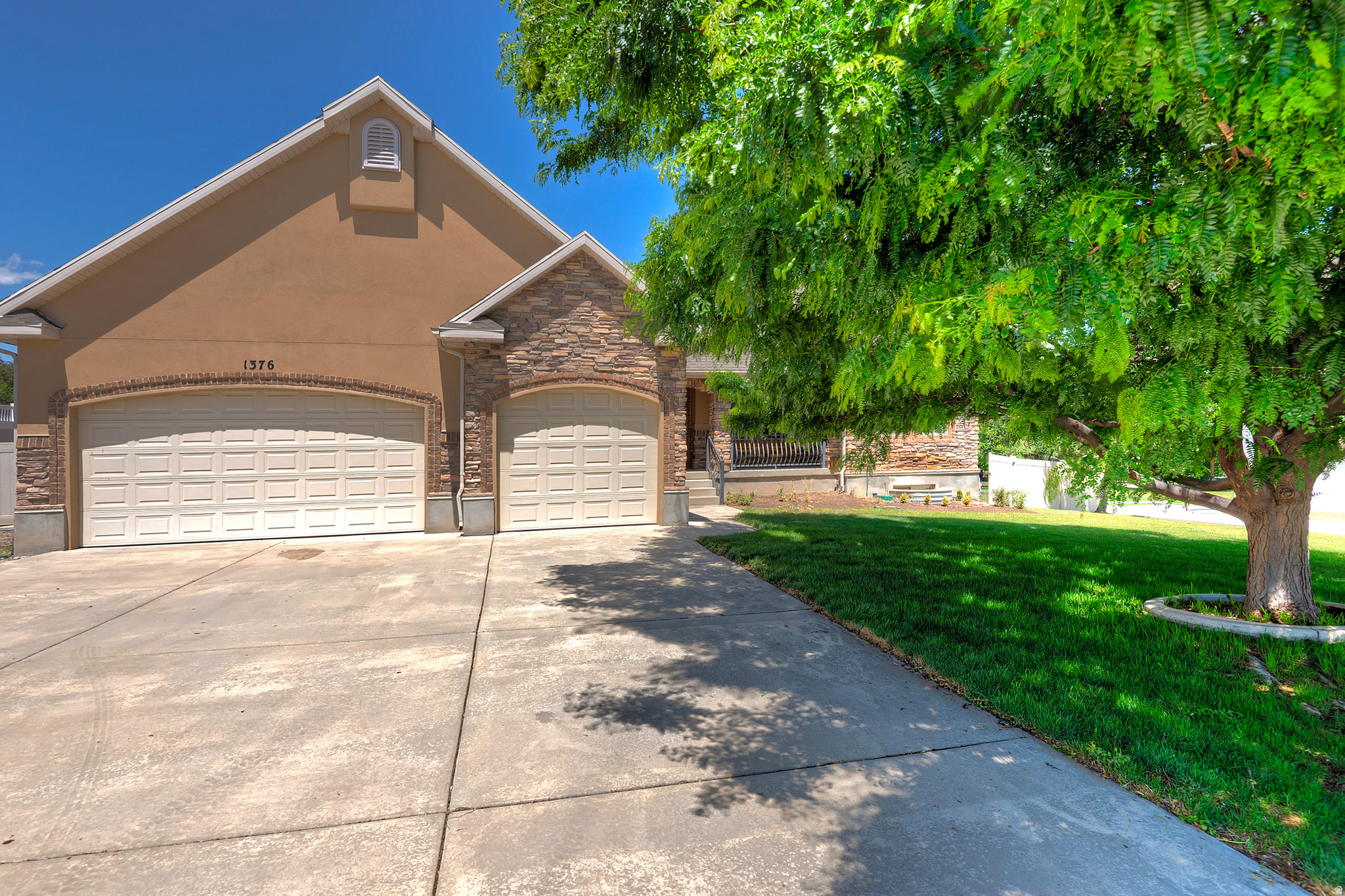 JORDAN HILLS ESTATES - Residential