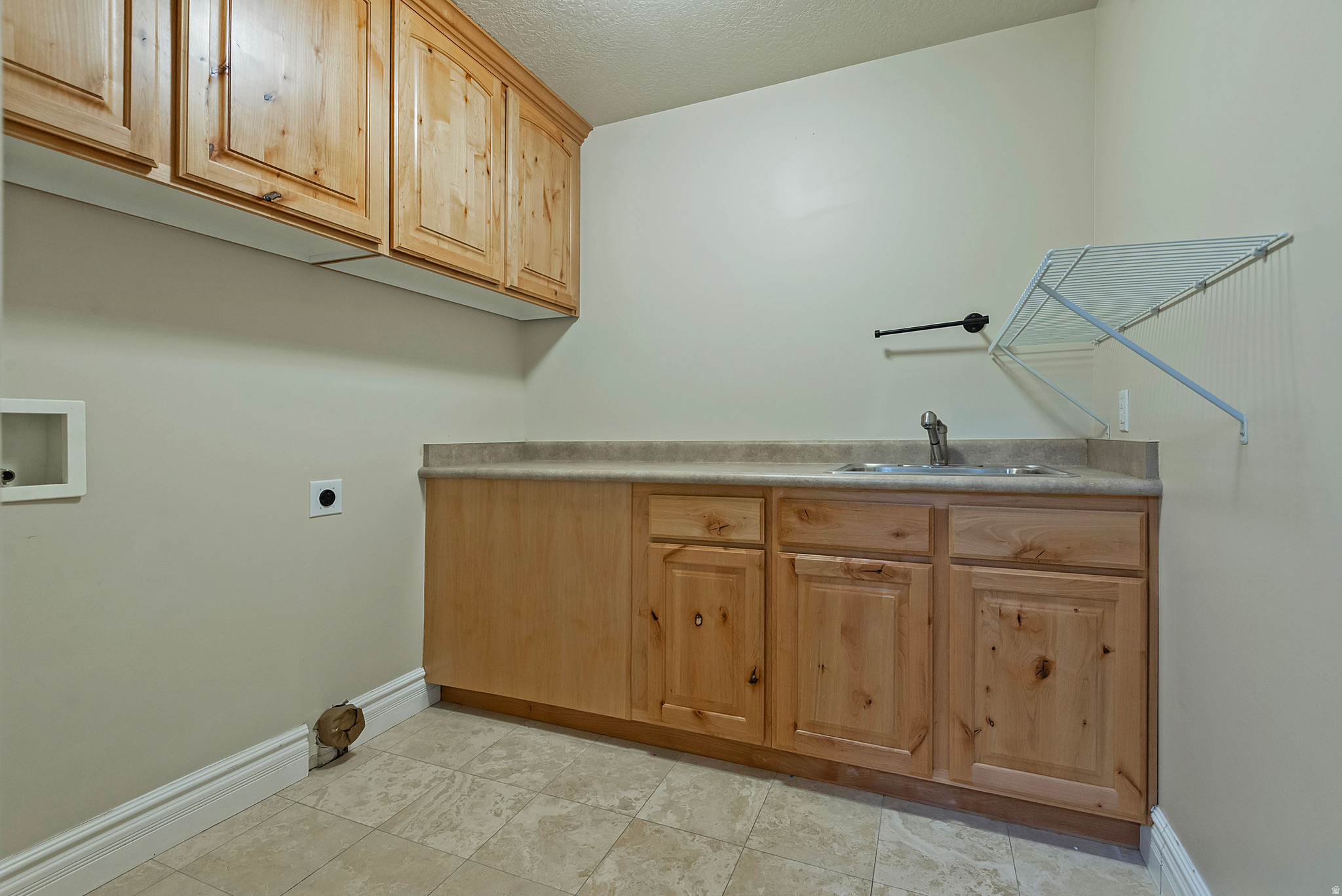 JORDAN HILLS ESTATES - Residential