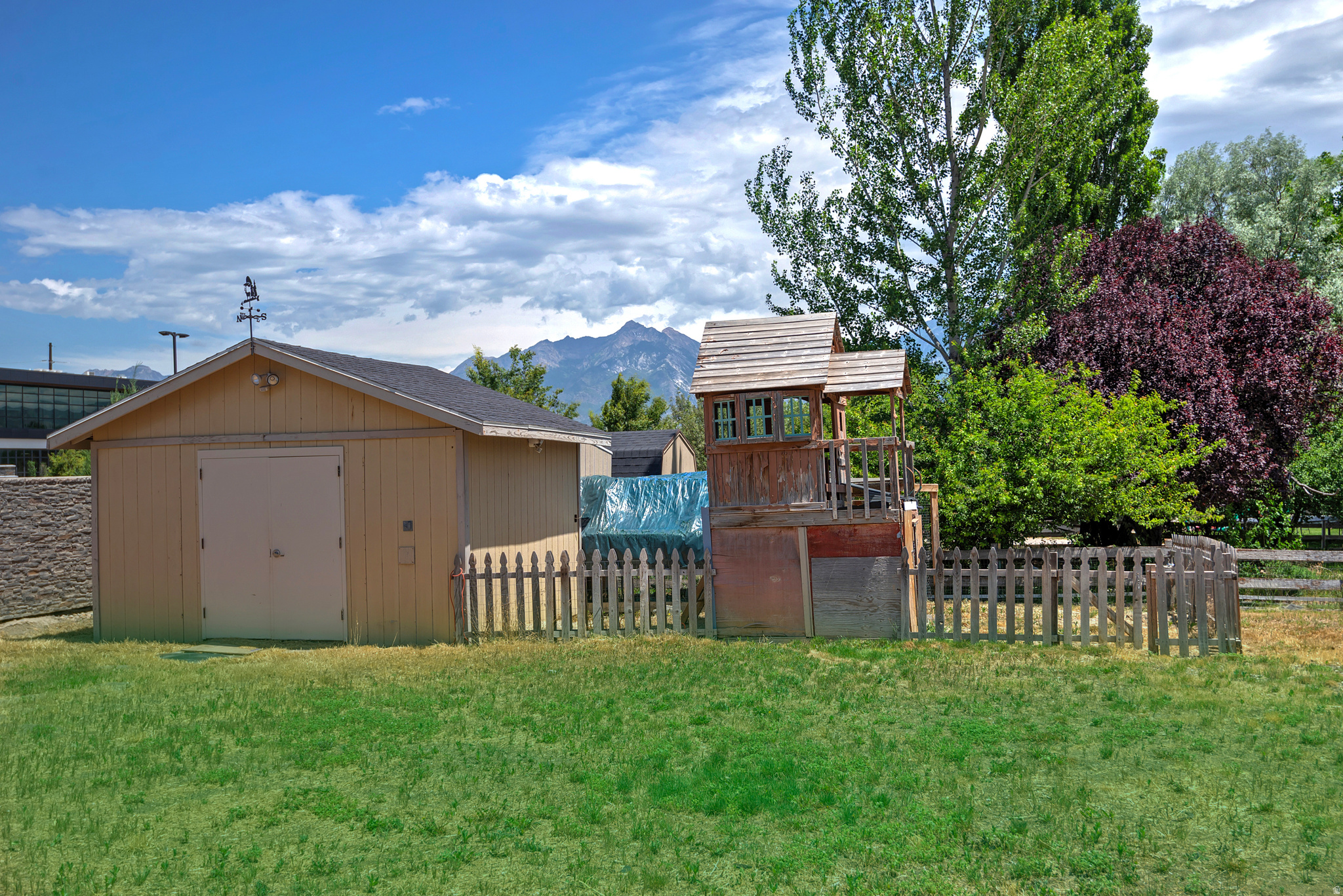JORDAN HILLS ESTATES - Residential