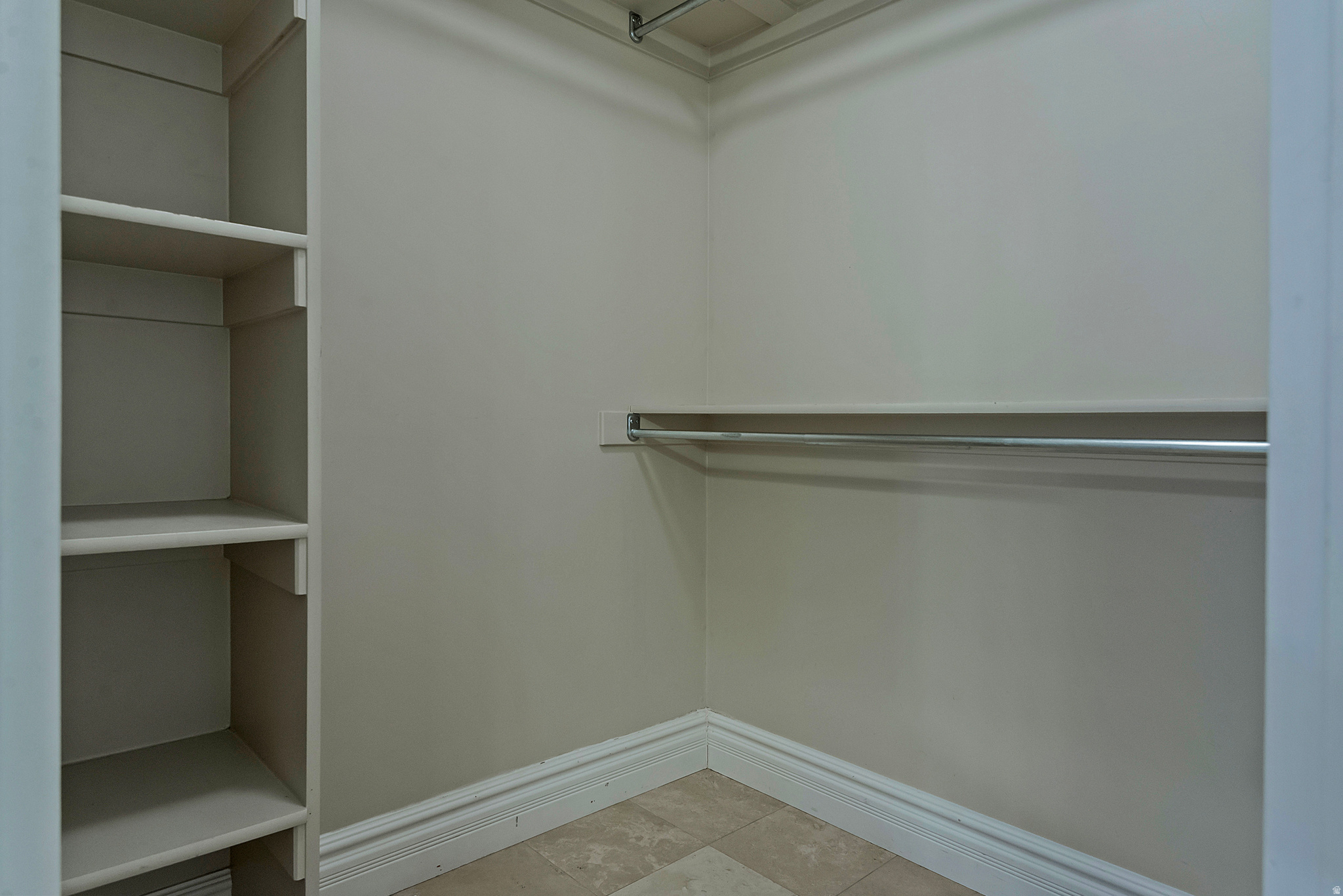 JORDAN HILLS ESTATES - Residential