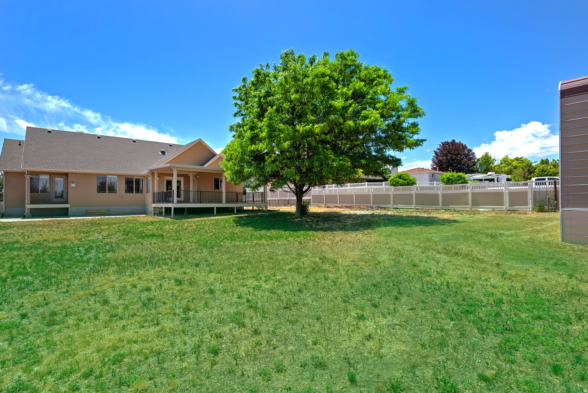 JORDAN HILLS ESTATES - Residential