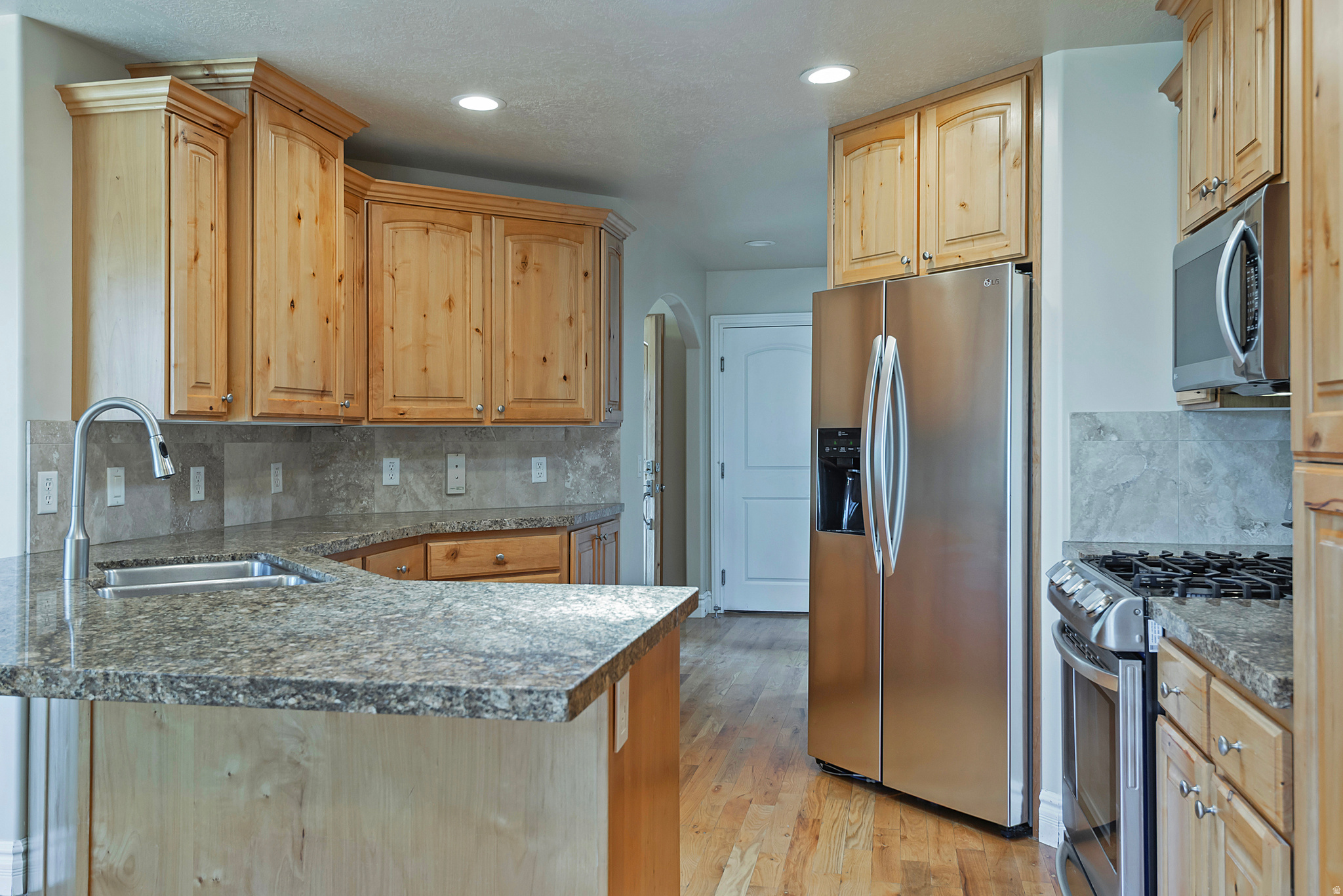 JORDAN HILLS ESTATES - Residential
