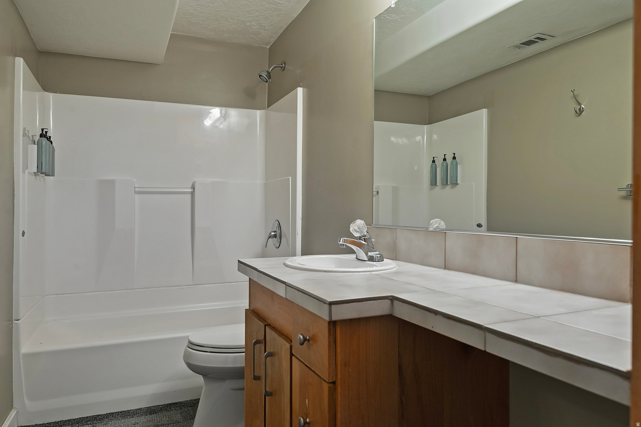 JORDAN HILLS ESTATES - Residential