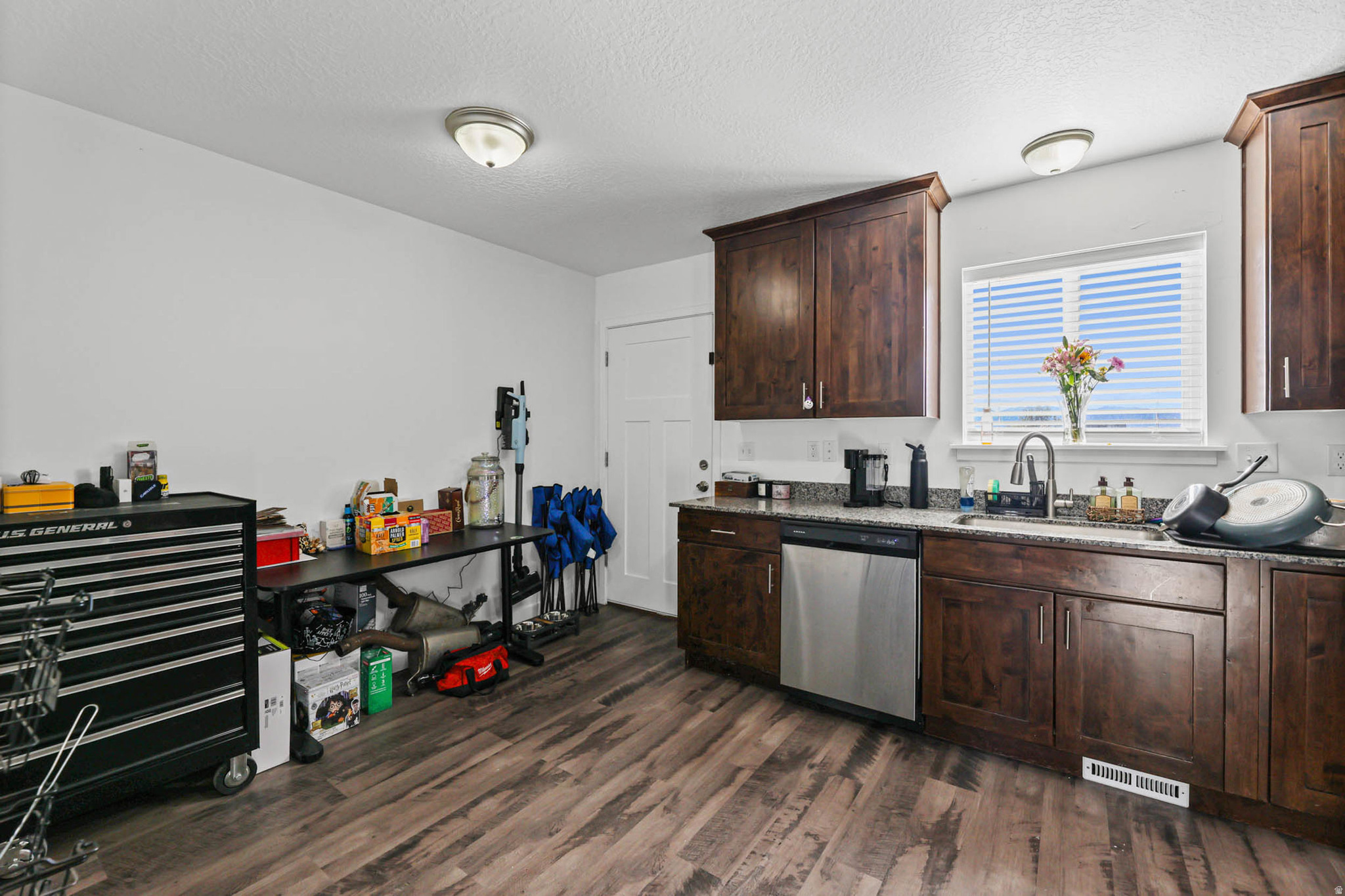 WESTPOINT MEADOWS CONDOMINIMUNS AMD - Residential